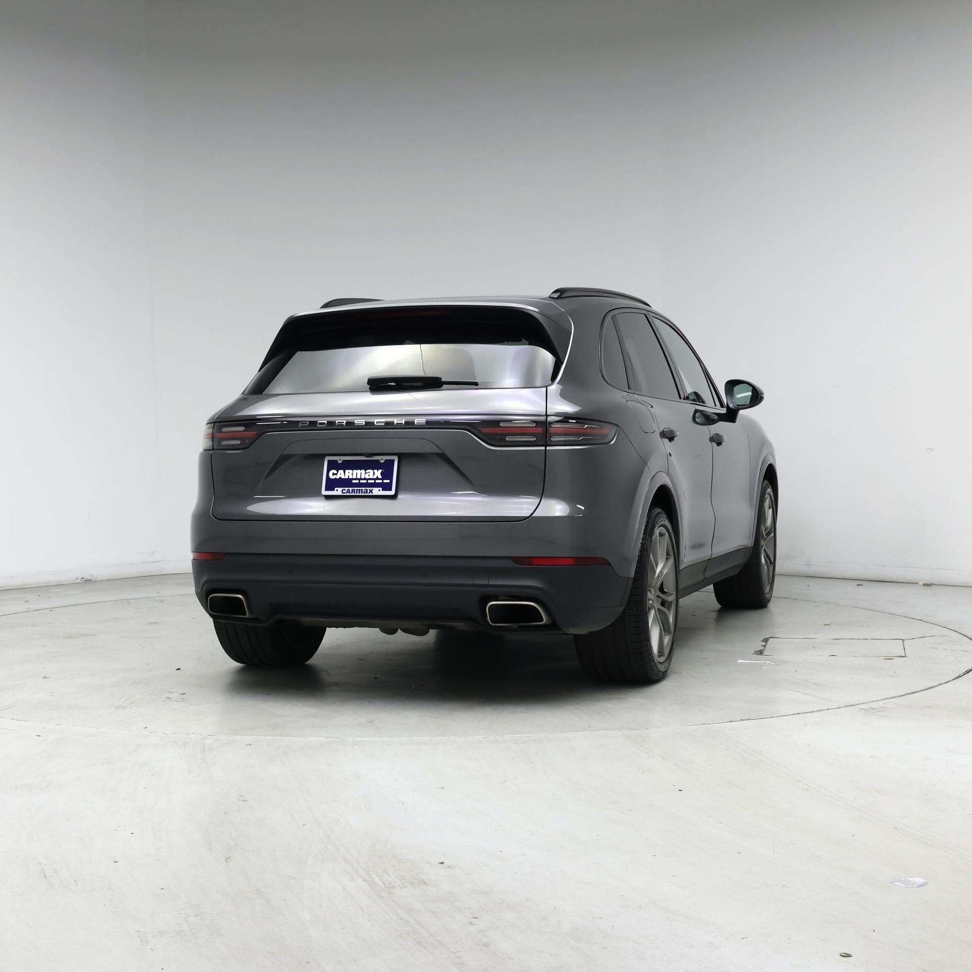 Thumbnail: 2022 Porsche Cayenne - 8