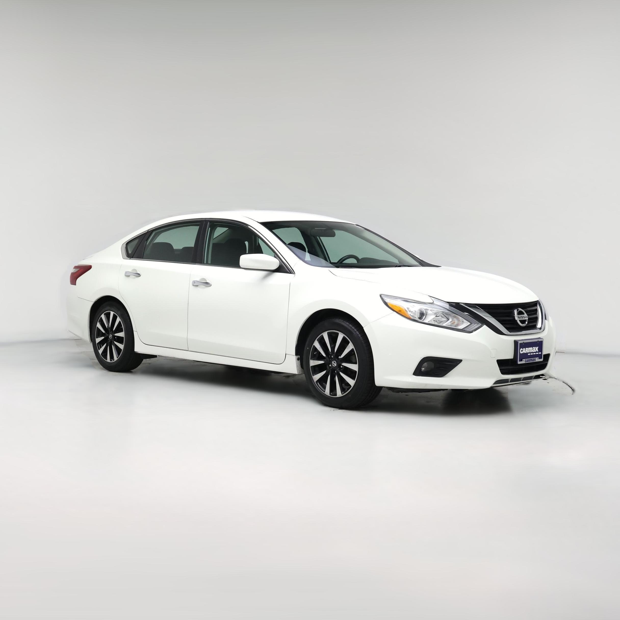 Thumbnail: 2018 Nissan Altima - 1