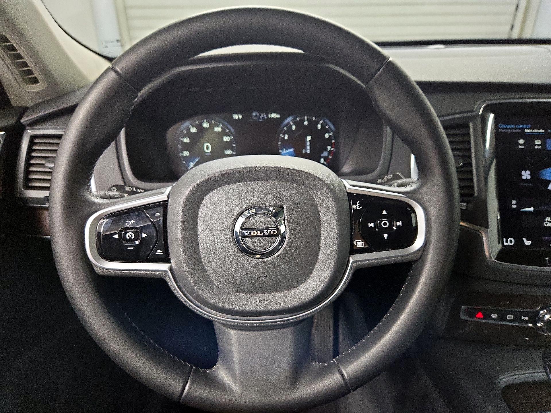 Thumbnail: 2019 Volvo XC90 - 10