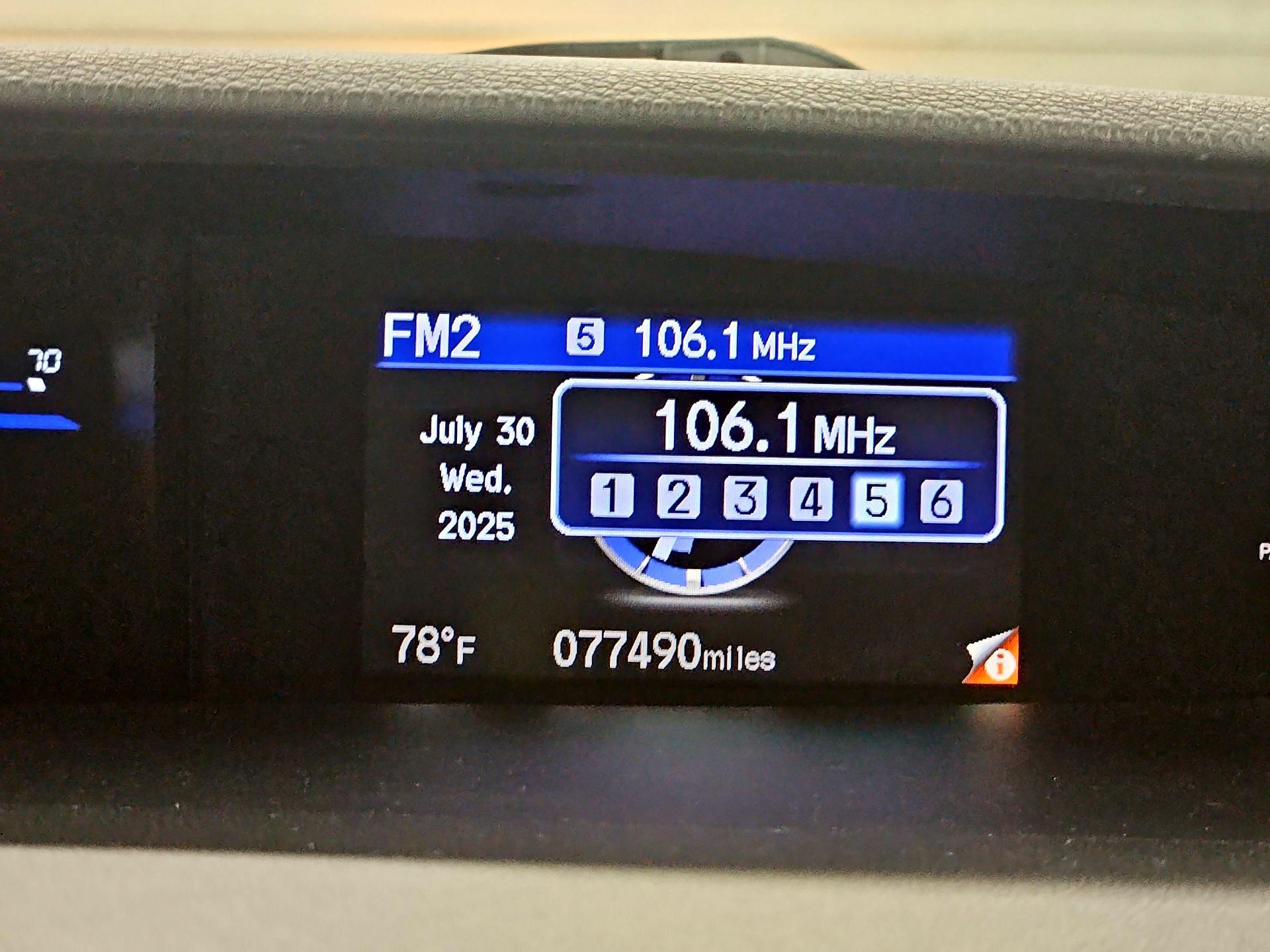 Thumbnail: 2013 Honda Civic - 16