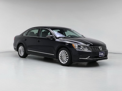 Black 2017 Volkswagen Passat SE