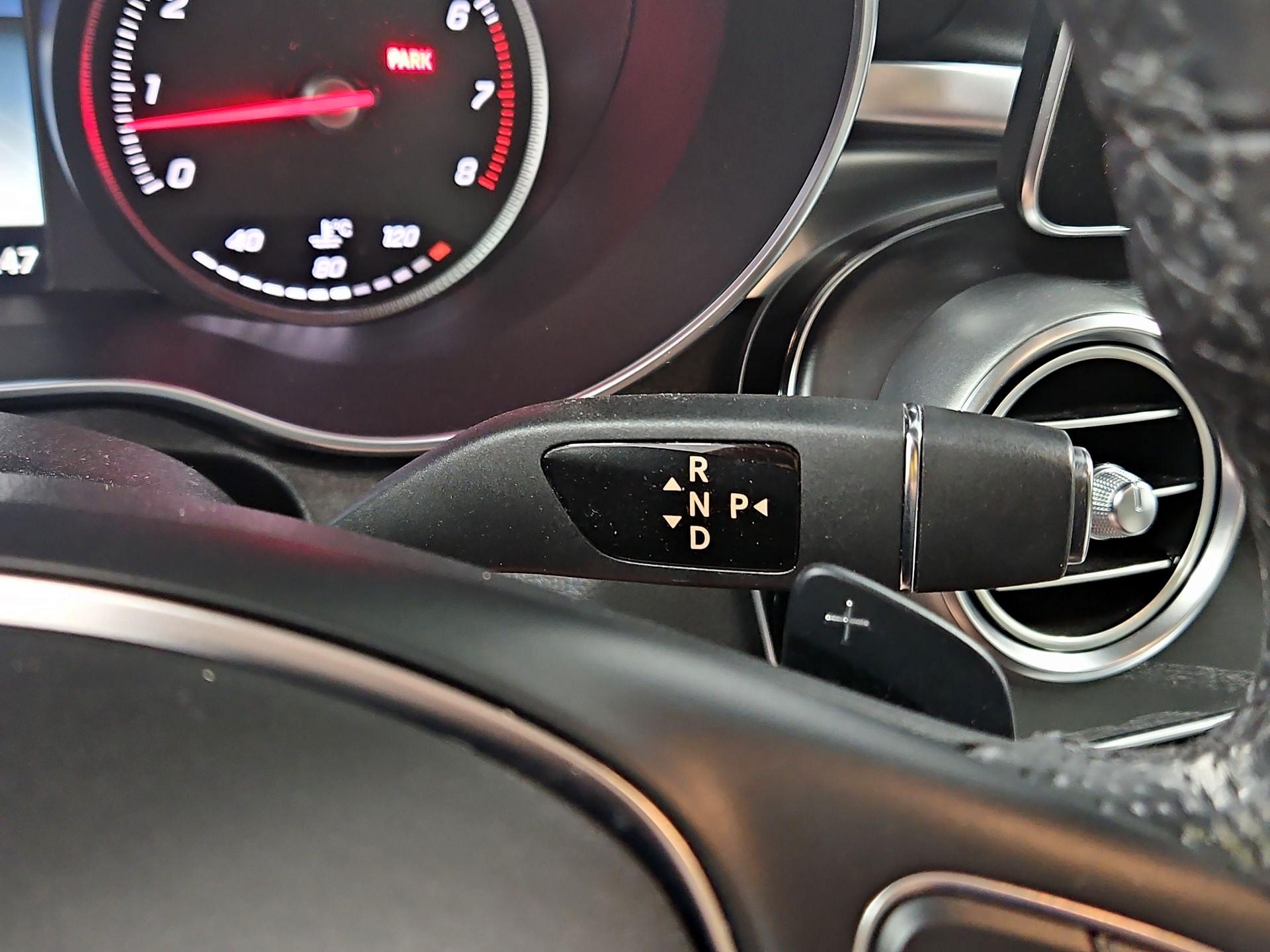 Thumbnail: 2016 Mercedes-Benz C-Class - 18