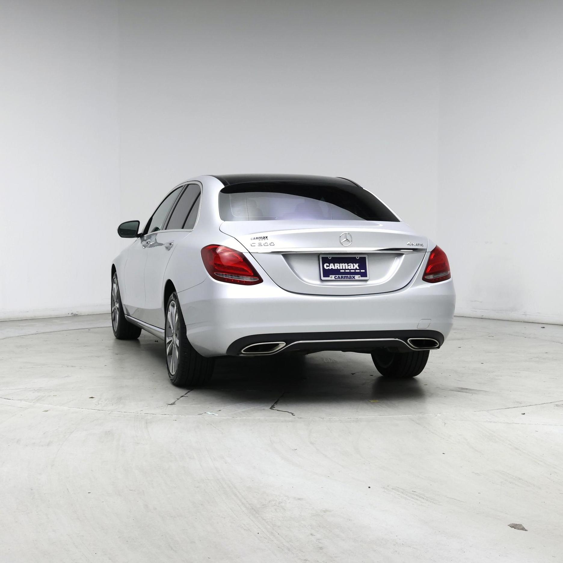 Thumbnail: 2016 Mercedes-Benz C-Class - 6