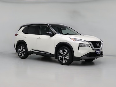 White 2022 Nissan Rogue SL