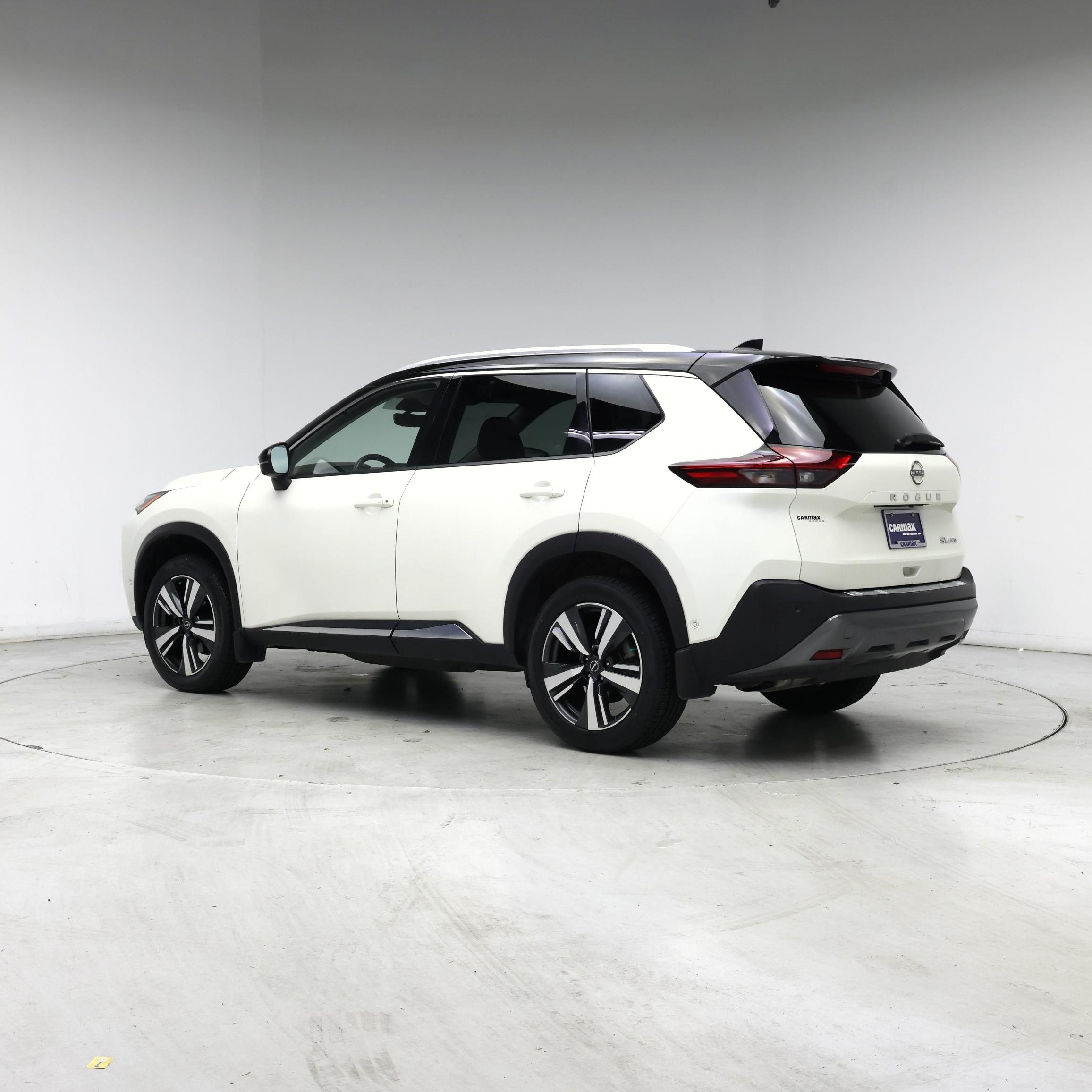 Thumbnail: 2022 Nissan Rogue - 2