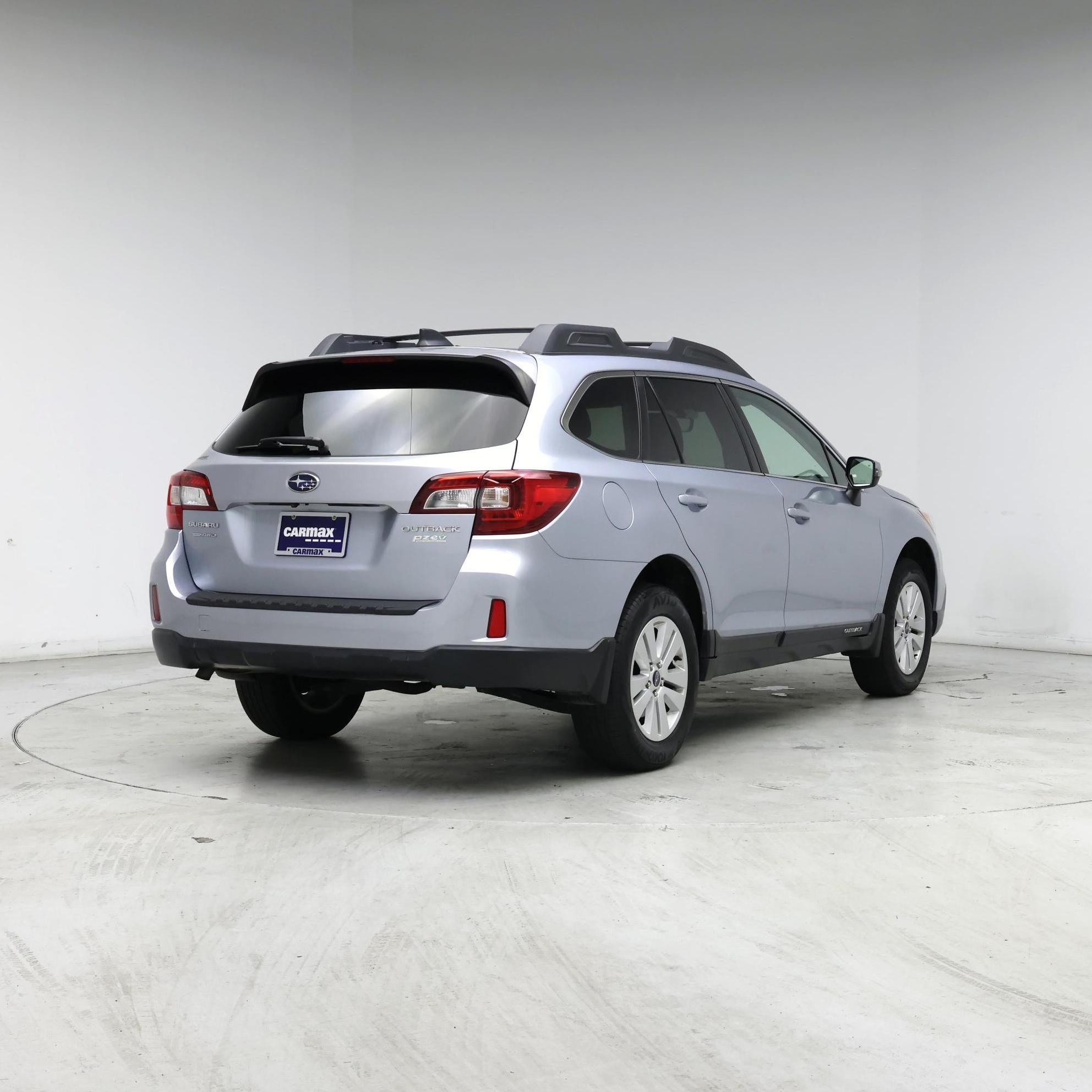 Thumbnail: 2017 Subaru Outback - 8