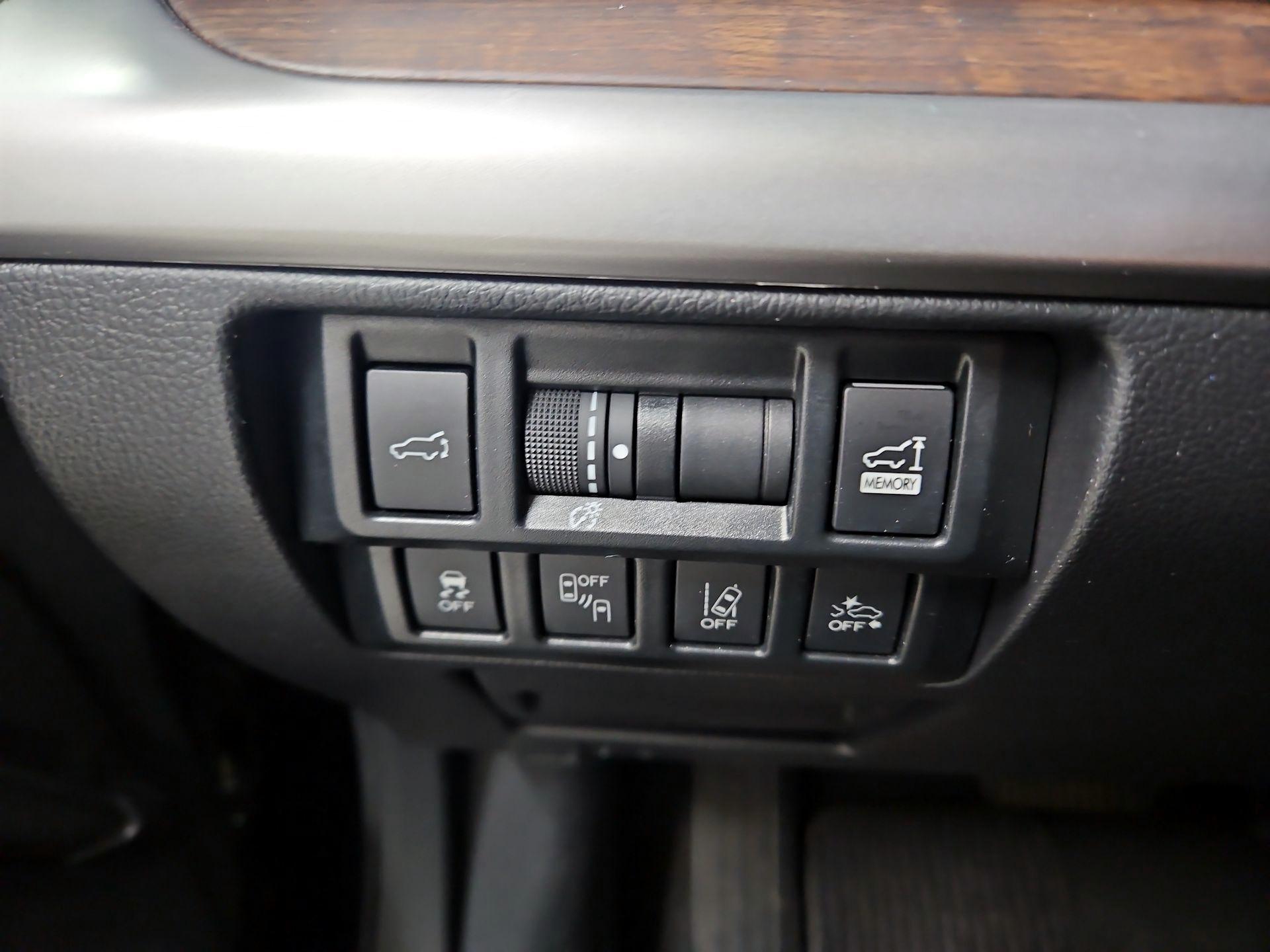 Thumbnail: 2019 Subaru Outback - 13