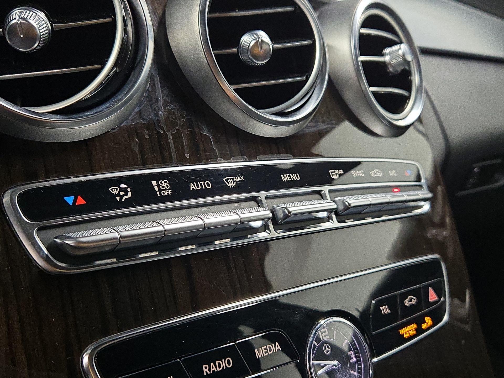 Thumbnail: 2020 Mercedes-Benz C-Class - 16