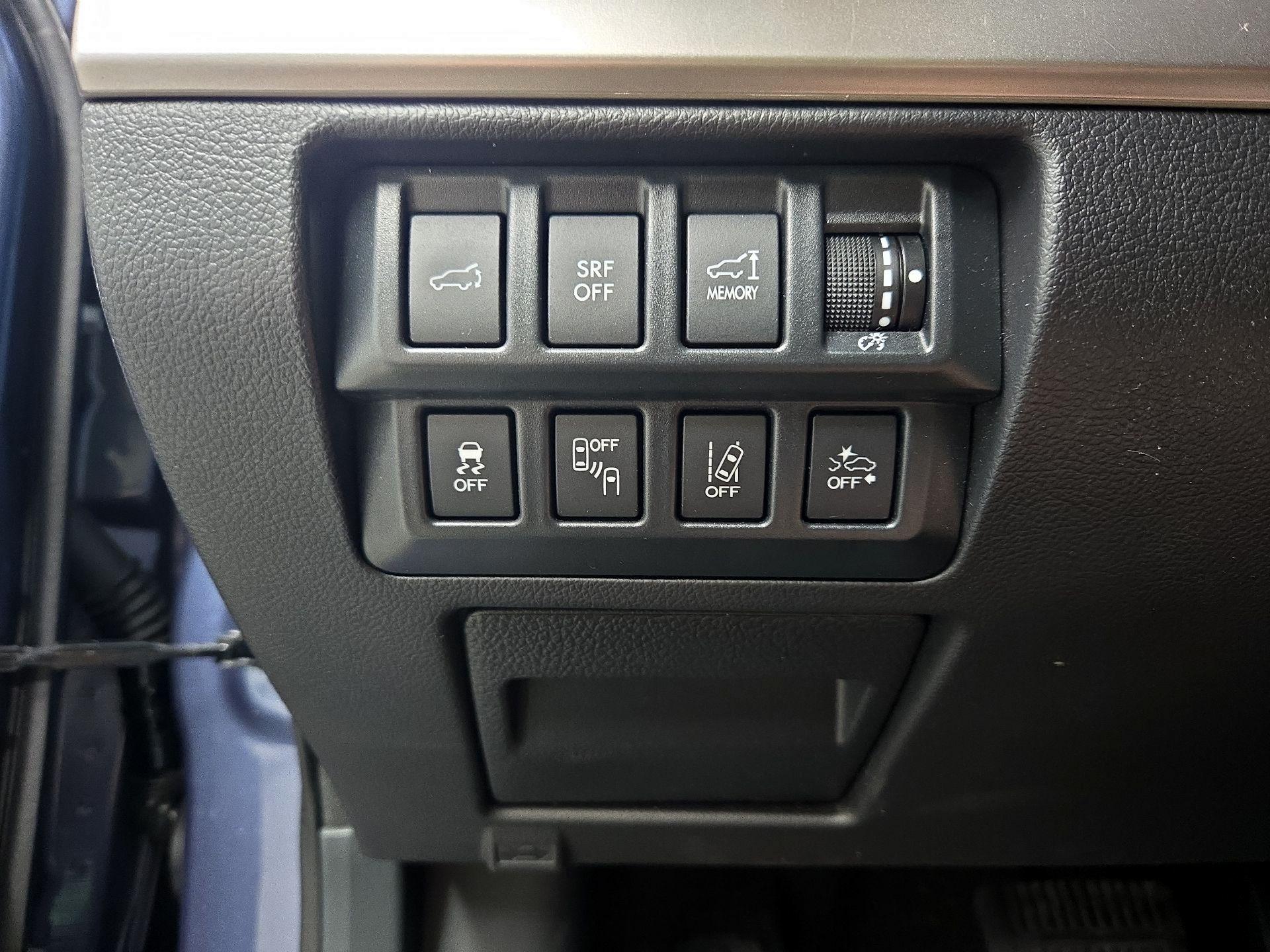 Thumbnail: 2016 Subaru Outback - 13