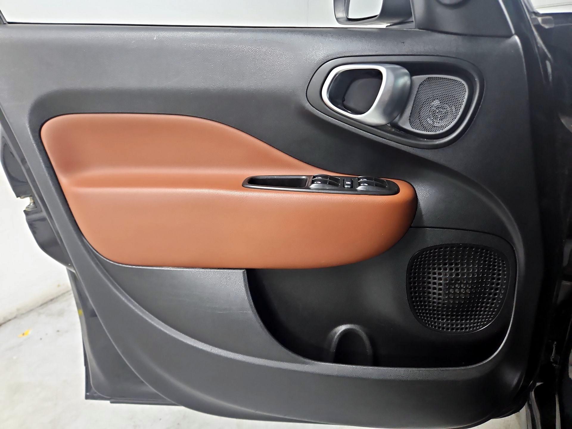 Thumbnail: 2014 Fiat 500L - 12