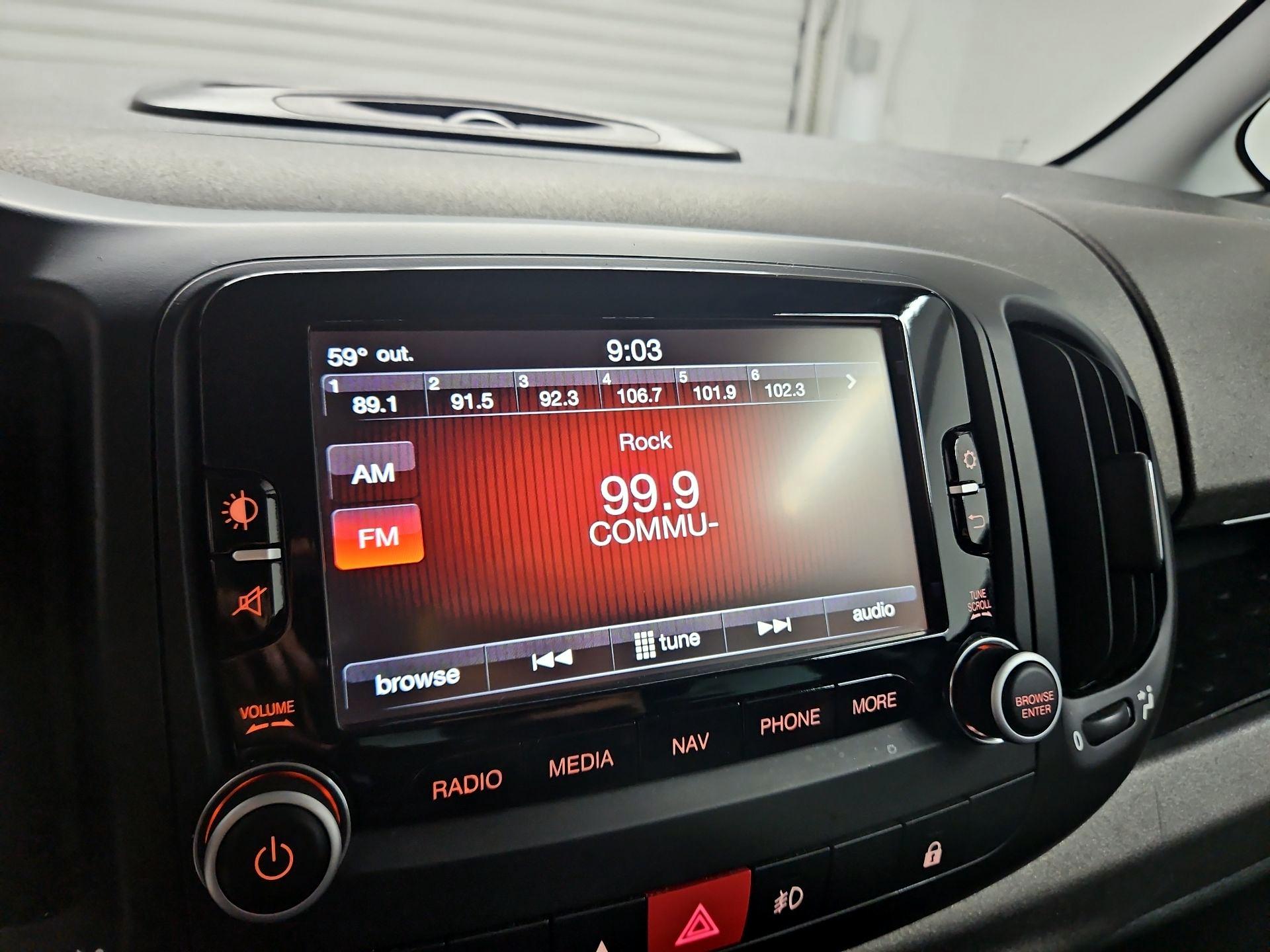 Thumbnail: 2014 Fiat 500L - 15
