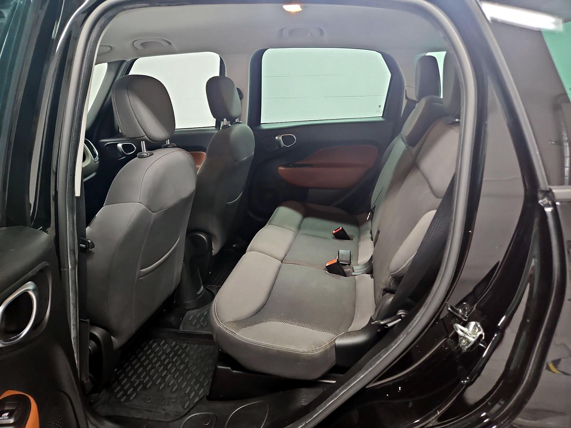 Thumbnail: 2014 Fiat 500L - 19