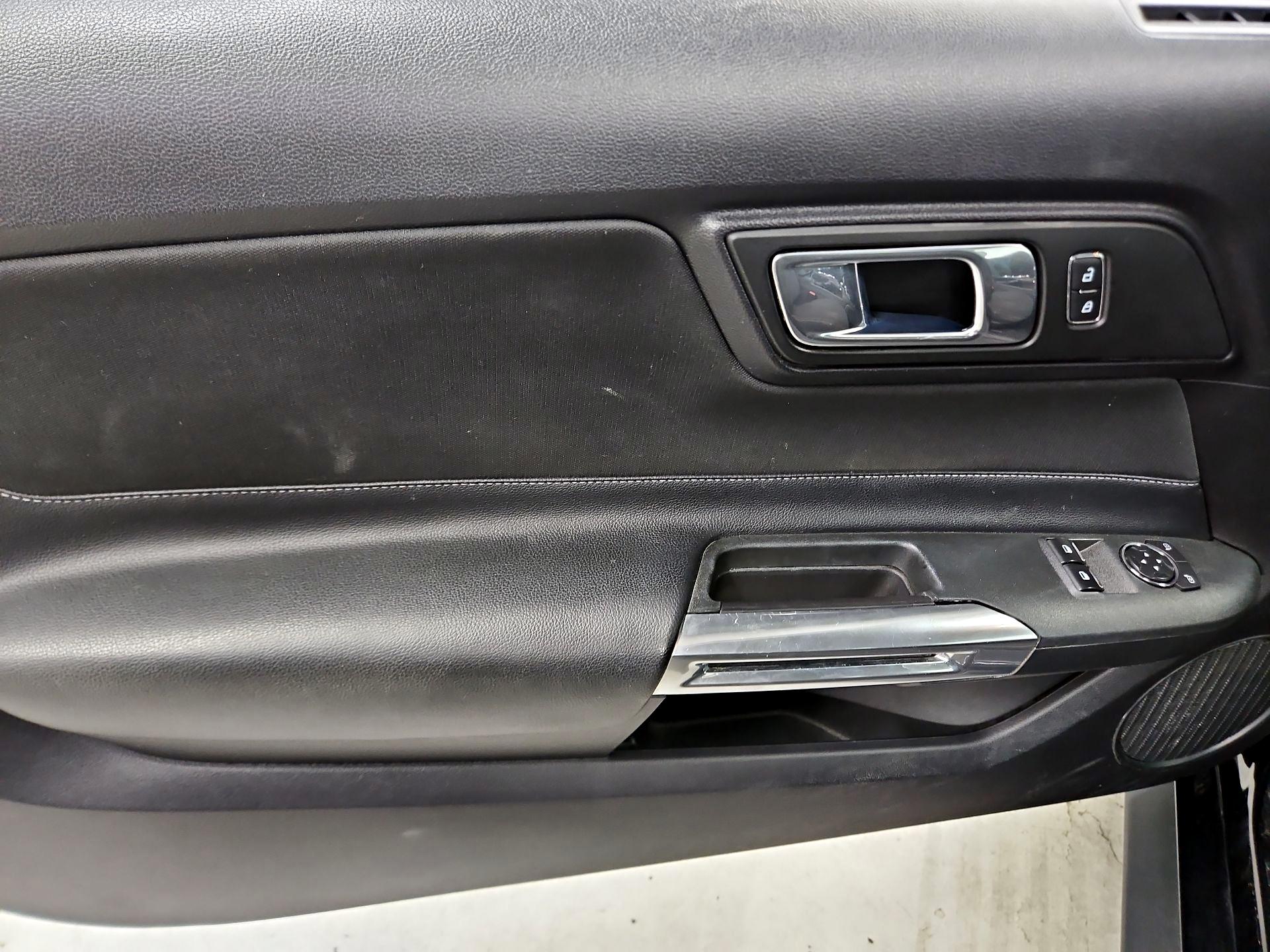 Thumbnail: 2018 Ford Mustang - 12