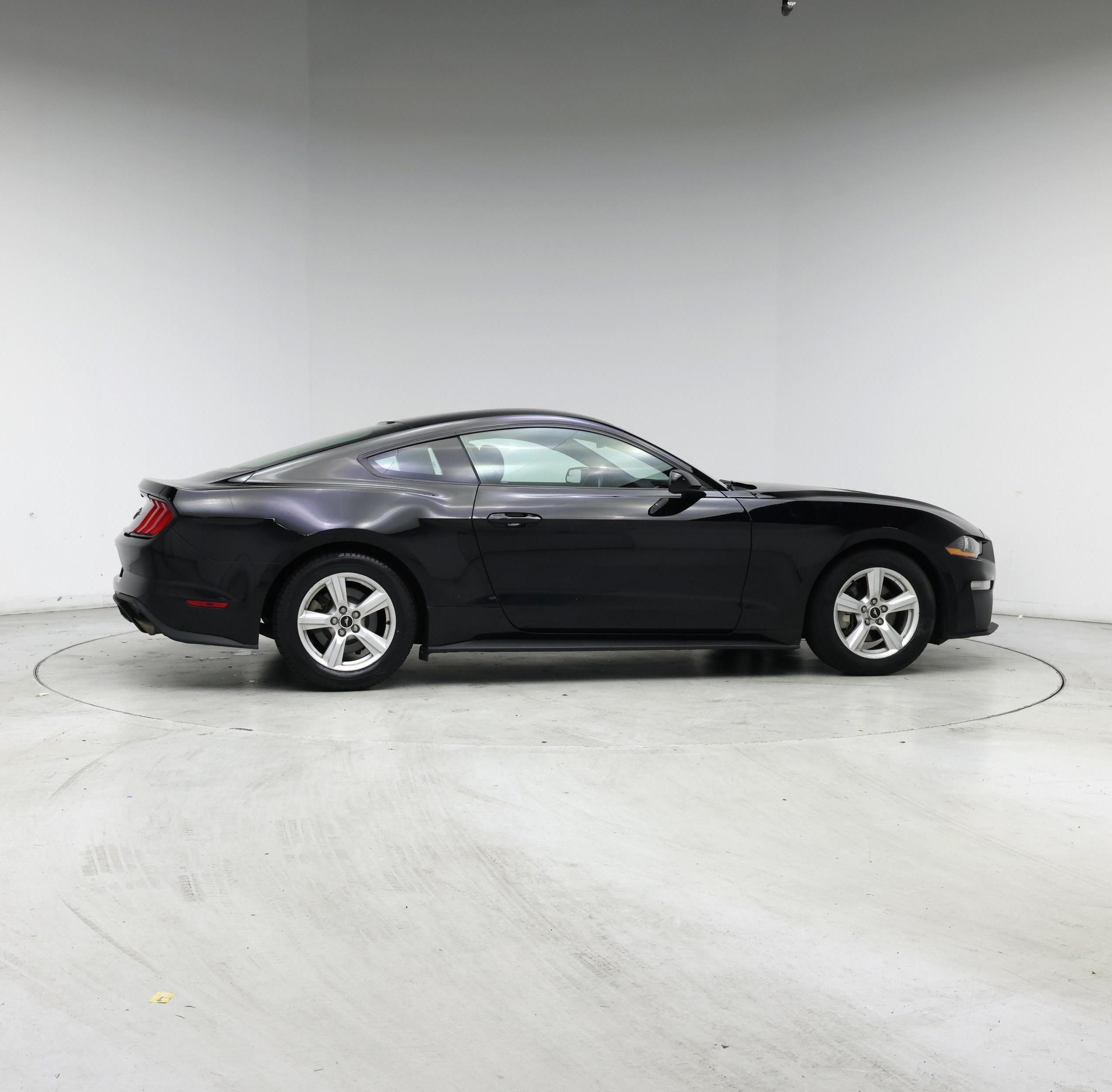 Thumbnail: 2018 Ford Mustang - 7