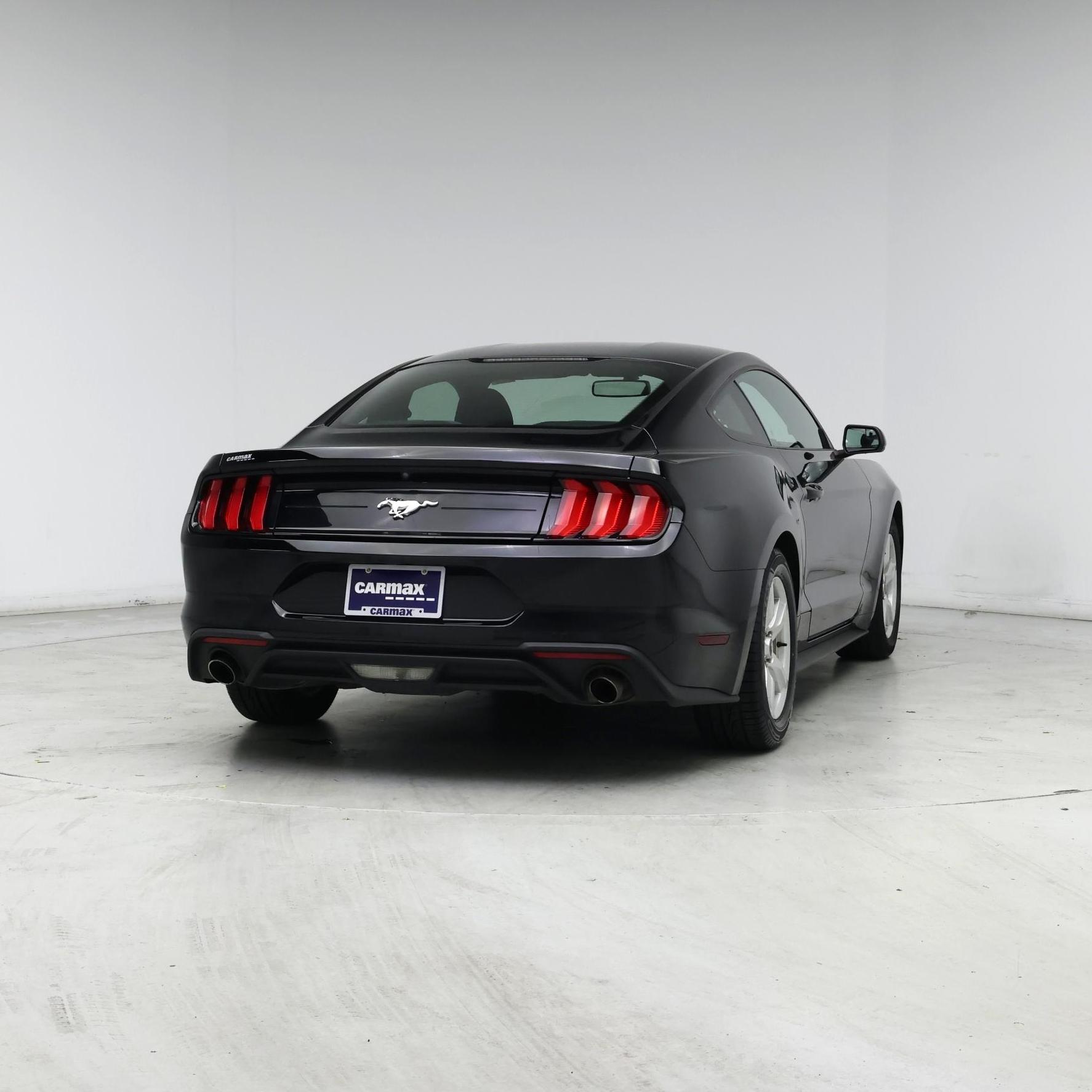 Thumbnail: 2018 Ford Mustang - 8