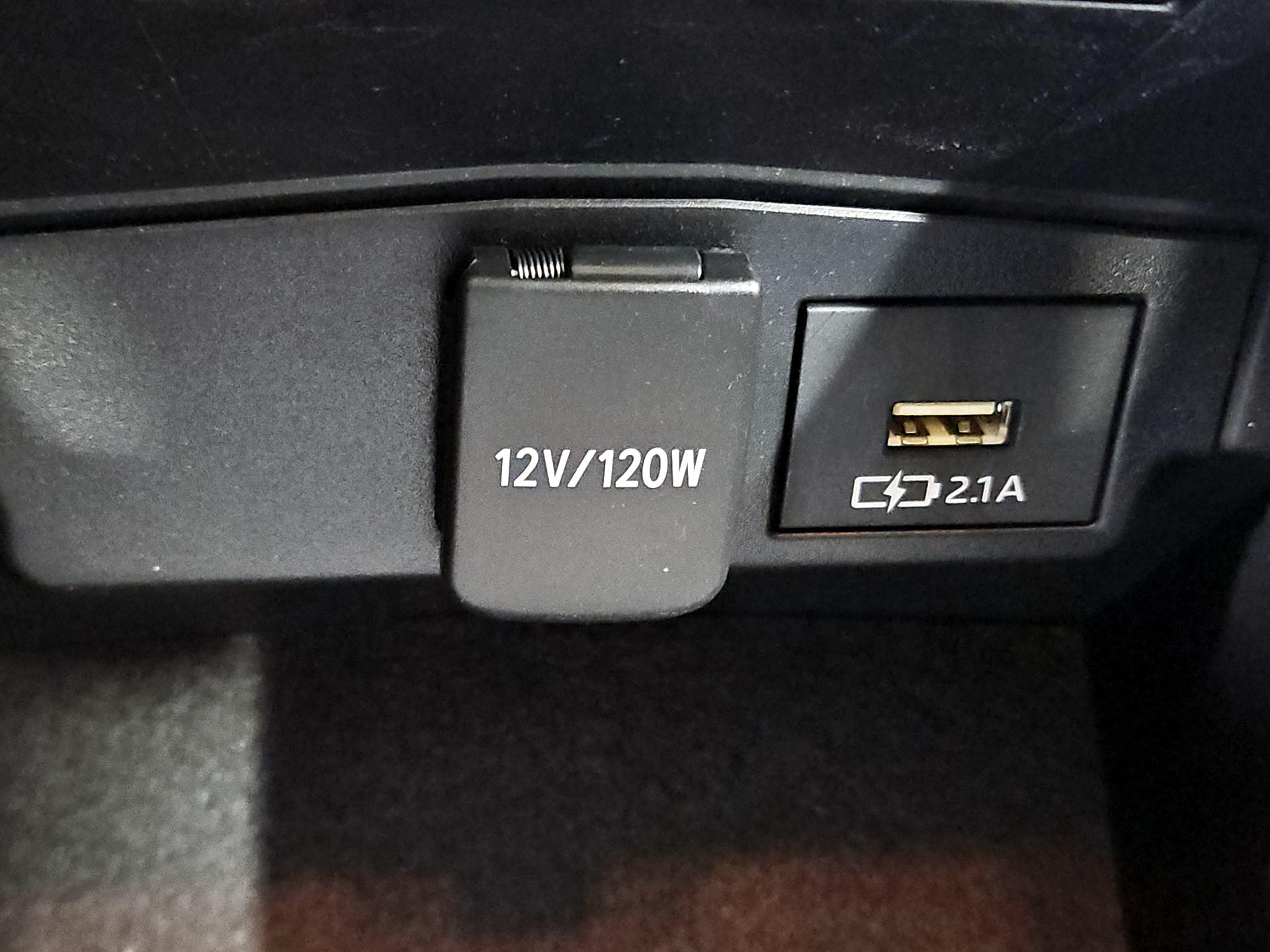 Thumbnail: 2021 Toyota Corolla - 18