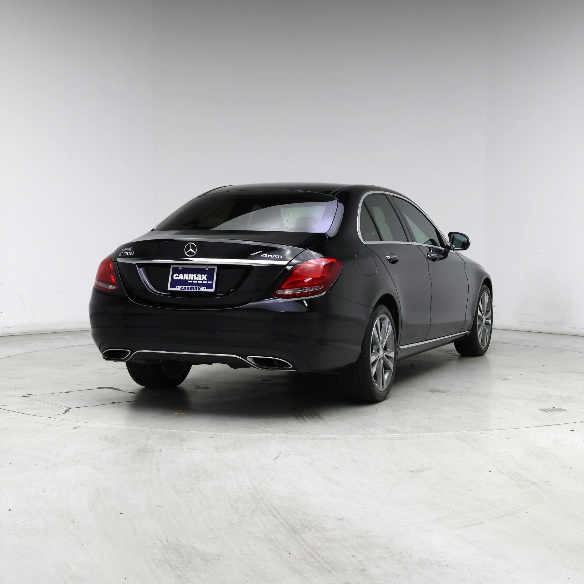Thumbnail: 2015 Mercedes-Benz C-Class - 8