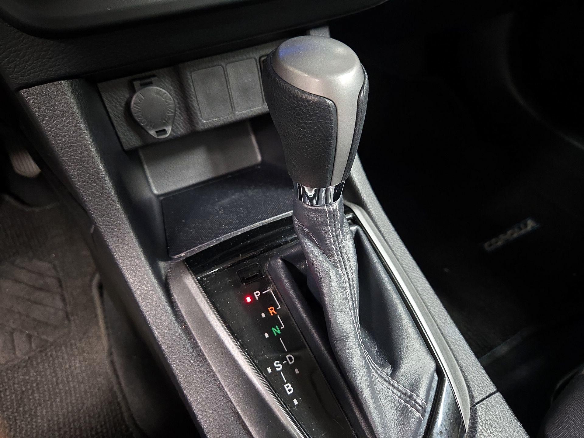 Thumbnail: 2014 Toyota Corolla - 17