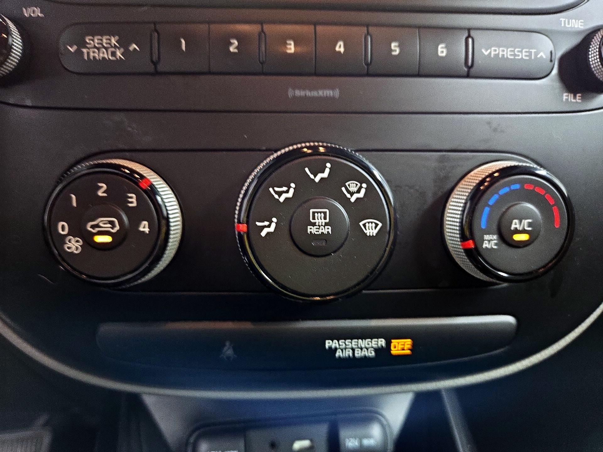 Thumbnail: 2018 Kia Soul - 15