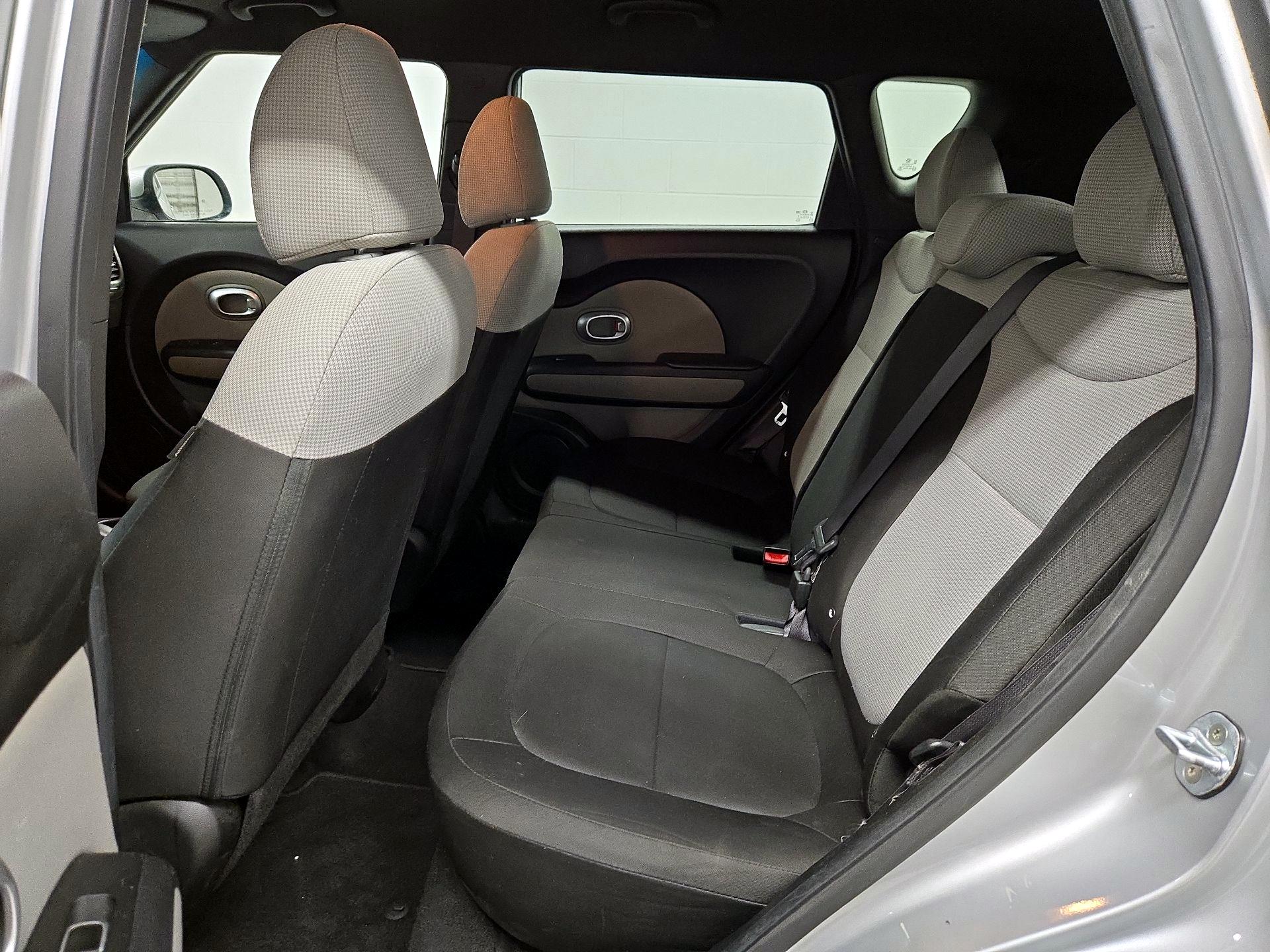 Thumbnail: 2018 Kia Soul - 18