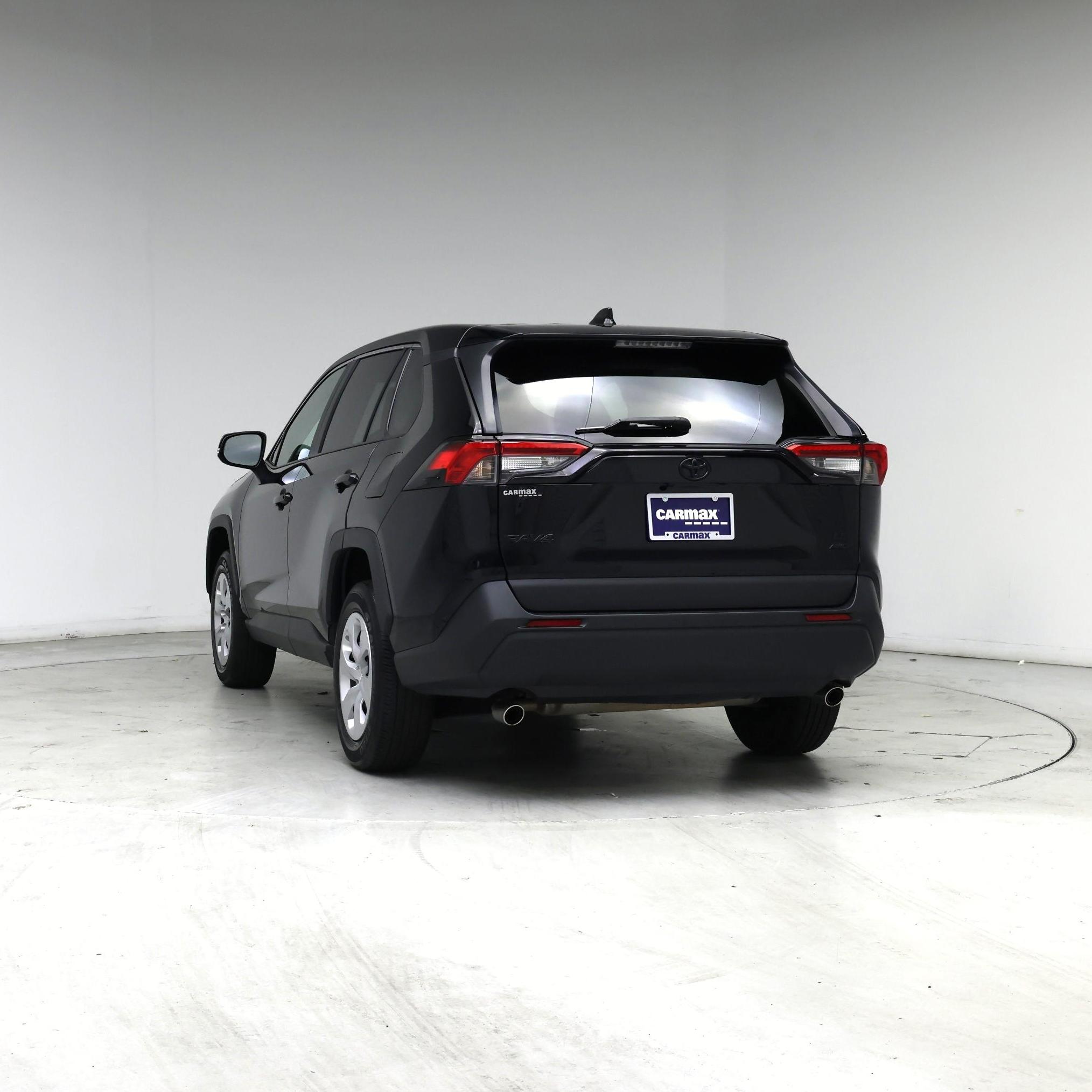 Thumbnail: 2022 Toyota RAV4 - 6