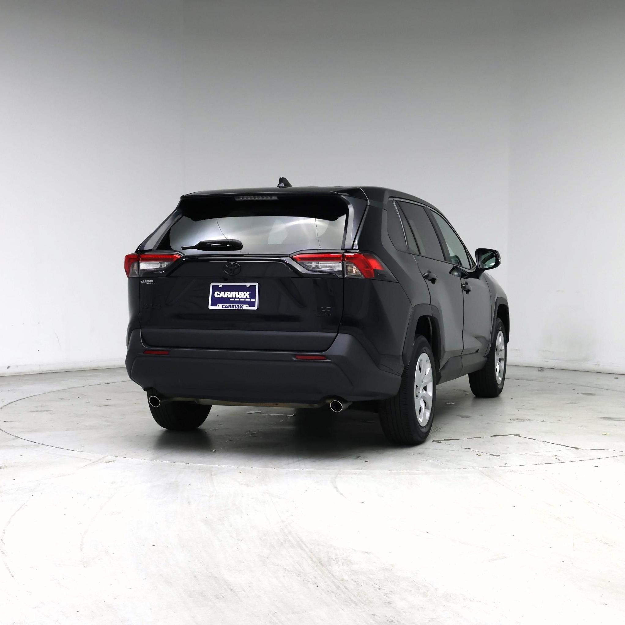 Thumbnail: 2022 Toyota RAV4 - 8