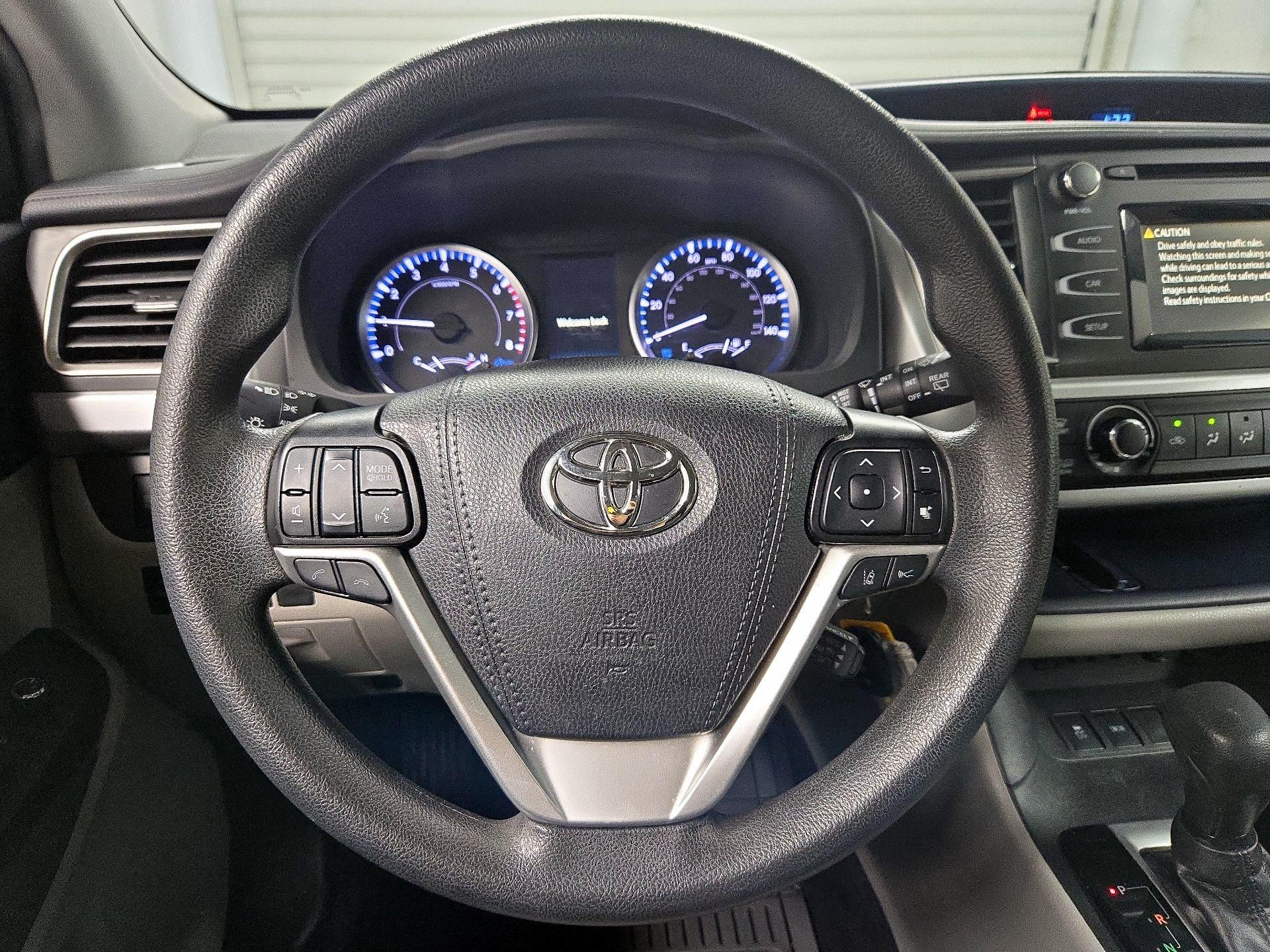 Thumbnail: 2019 Toyota Highlander - 10