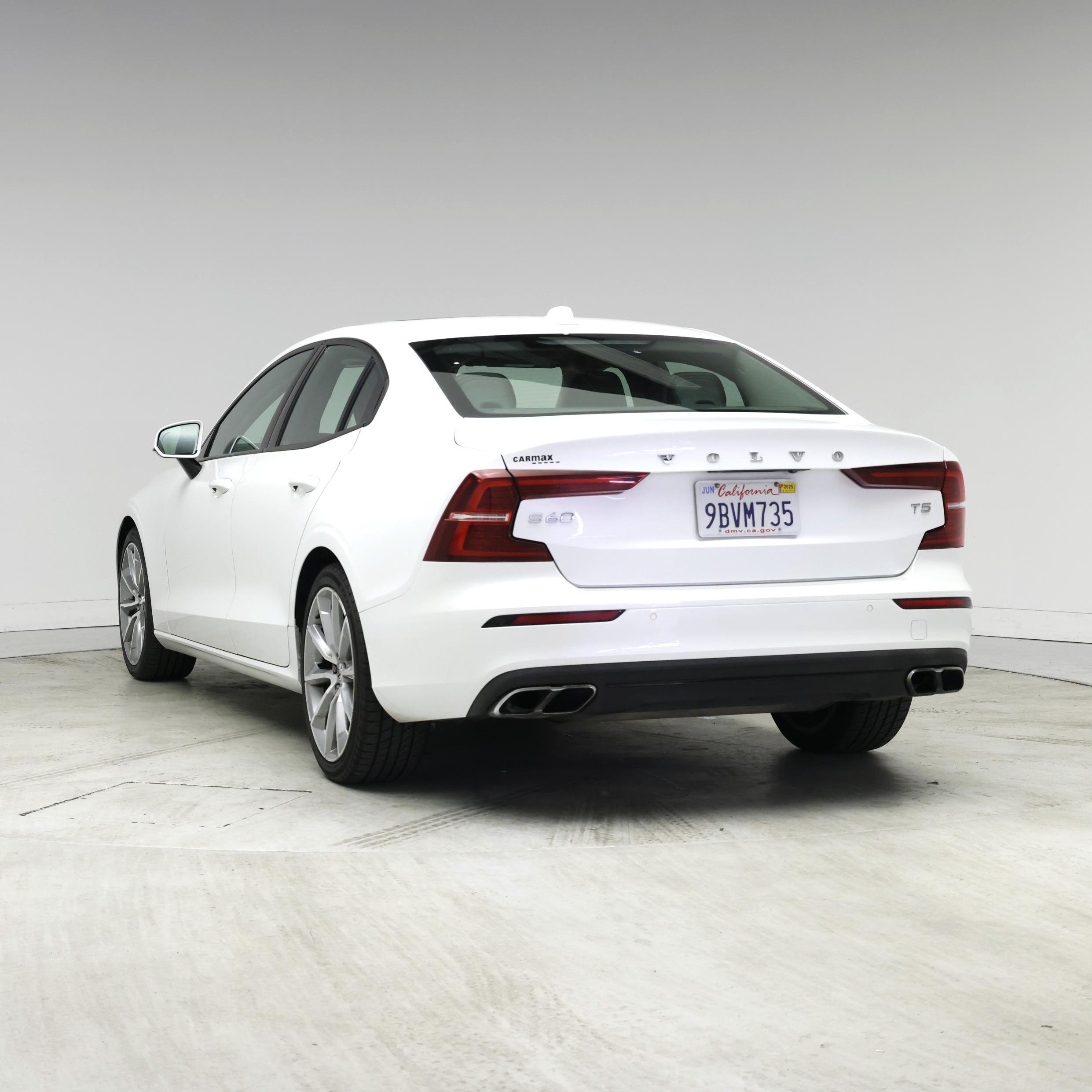 Thumbnail: 2021 Volvo S60 - 2
