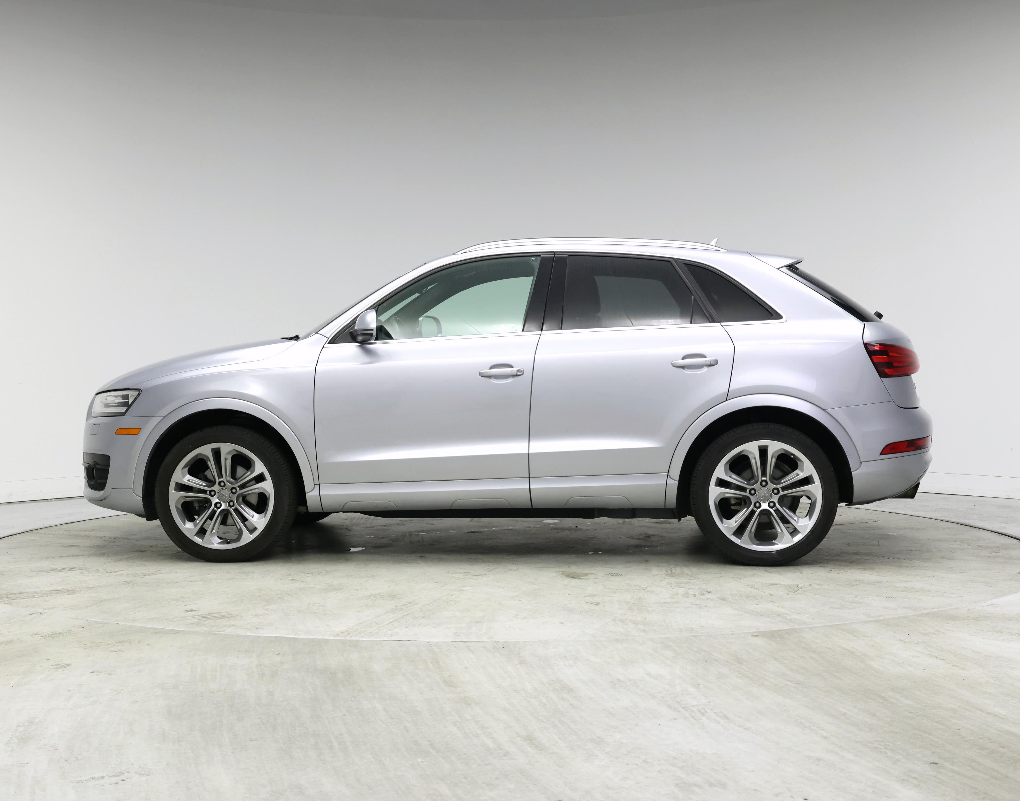 Thumbnail: 2015 Audi Q3 - 3