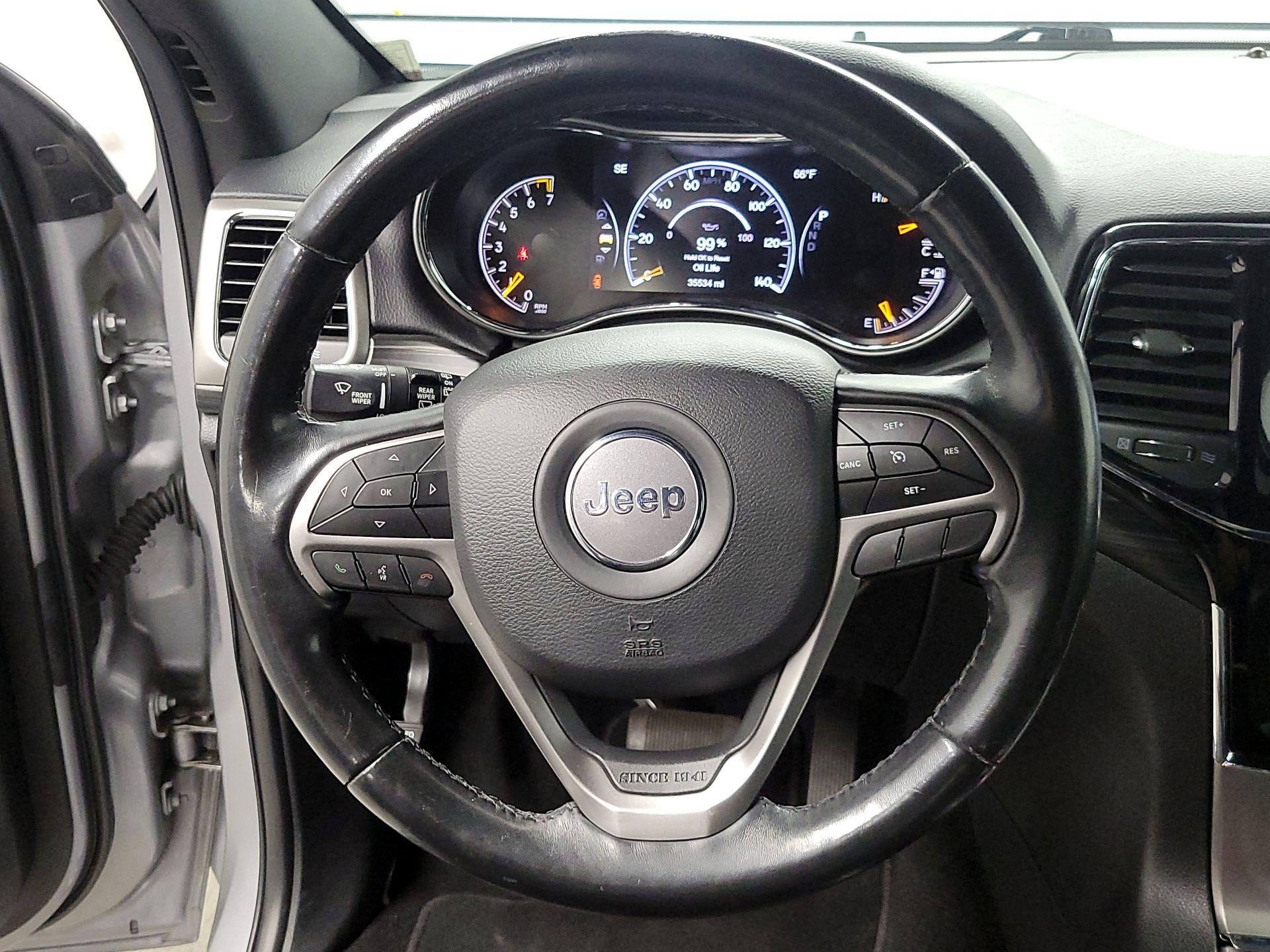 Thumbnail: 2019 Jeep Grand Cherokee - 10