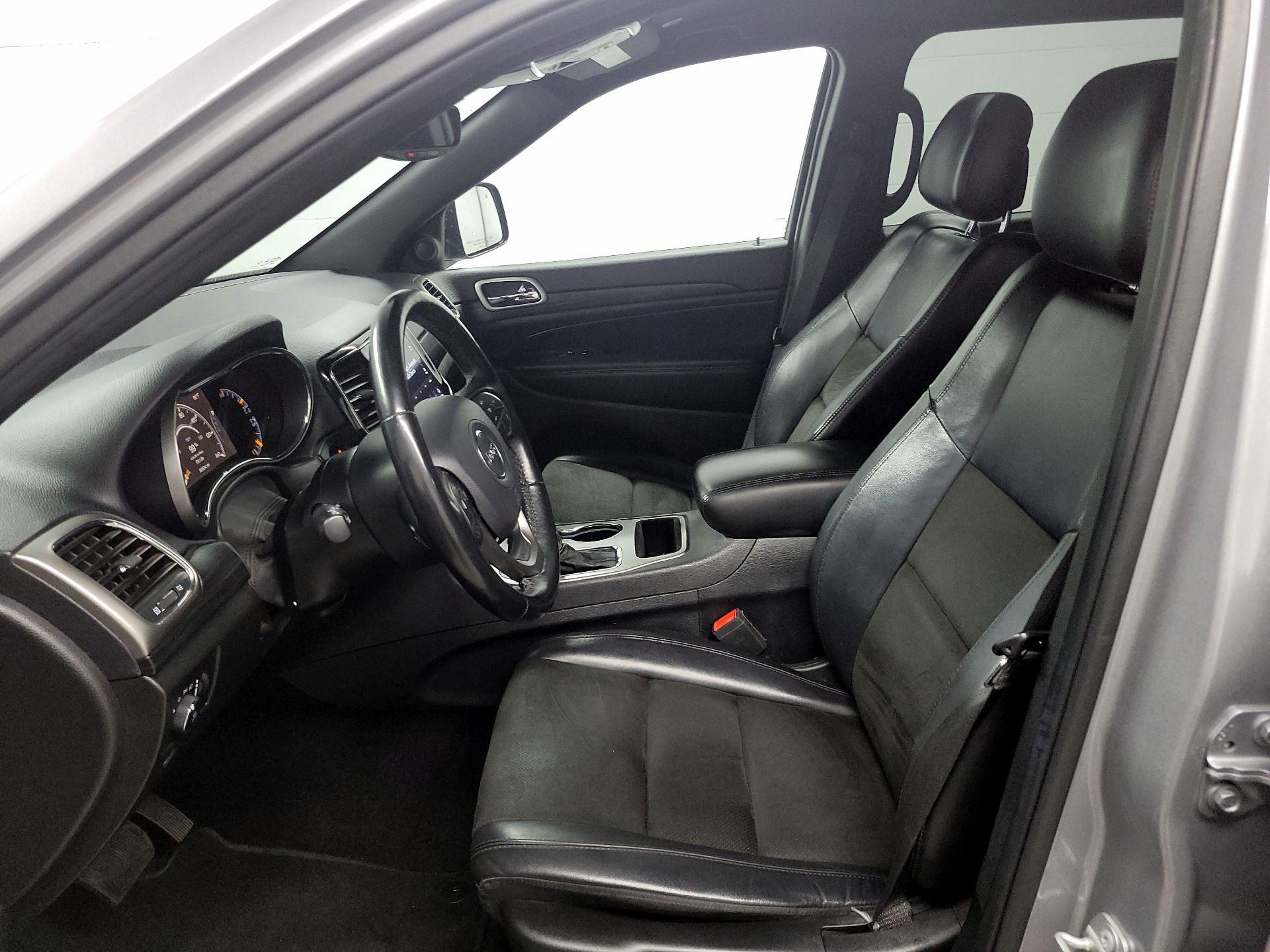 Thumbnail: 2019 Jeep Grand Cherokee - 11