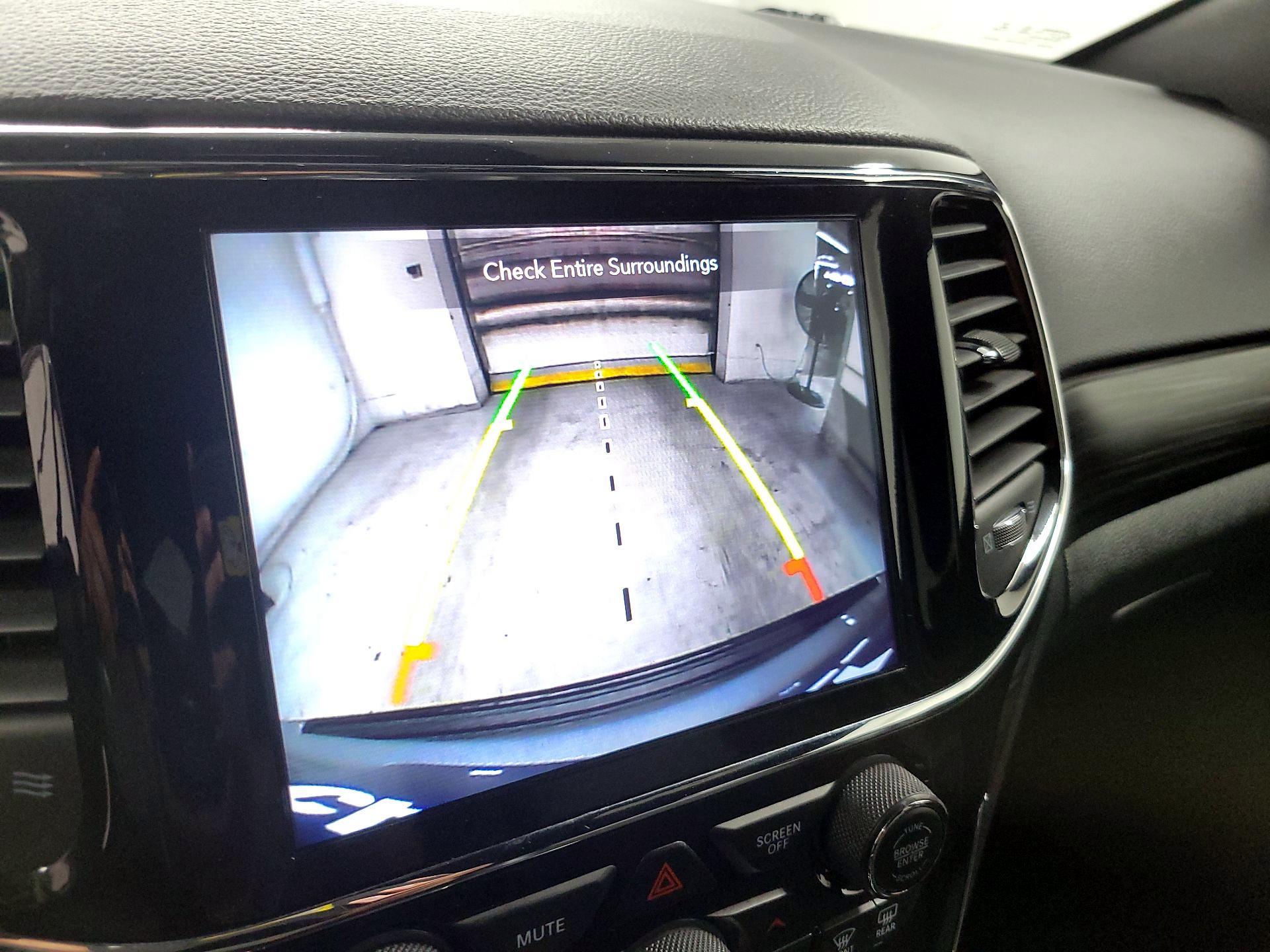 Thumbnail: 2019 Jeep Grand Cherokee - 13