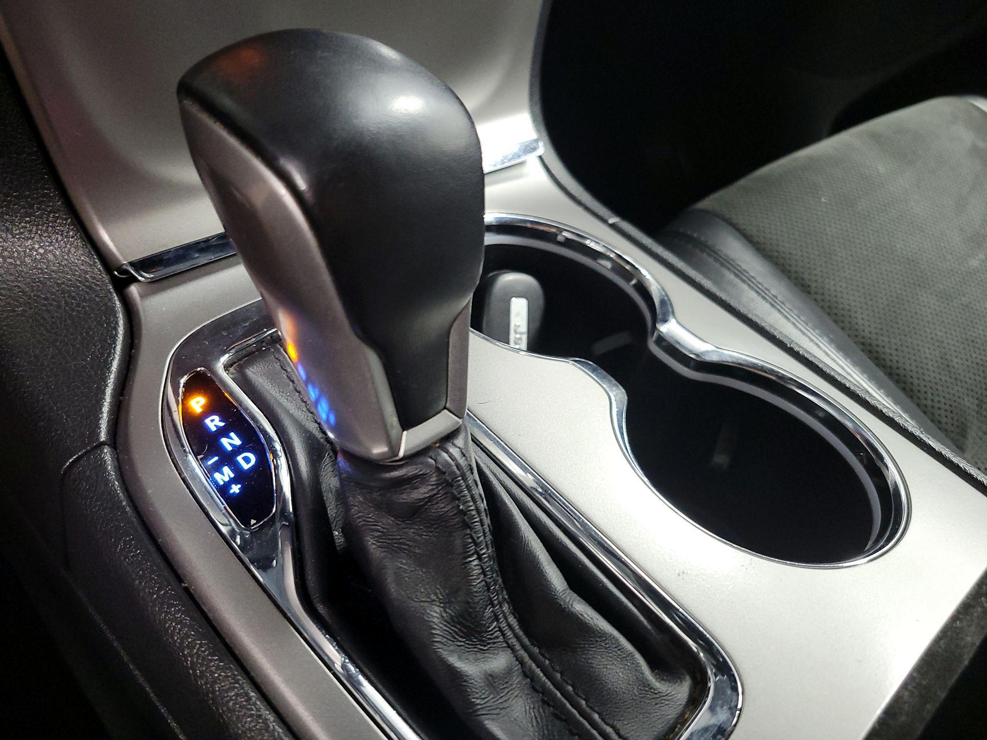 Thumbnail: 2019 Jeep Grand Cherokee - 16