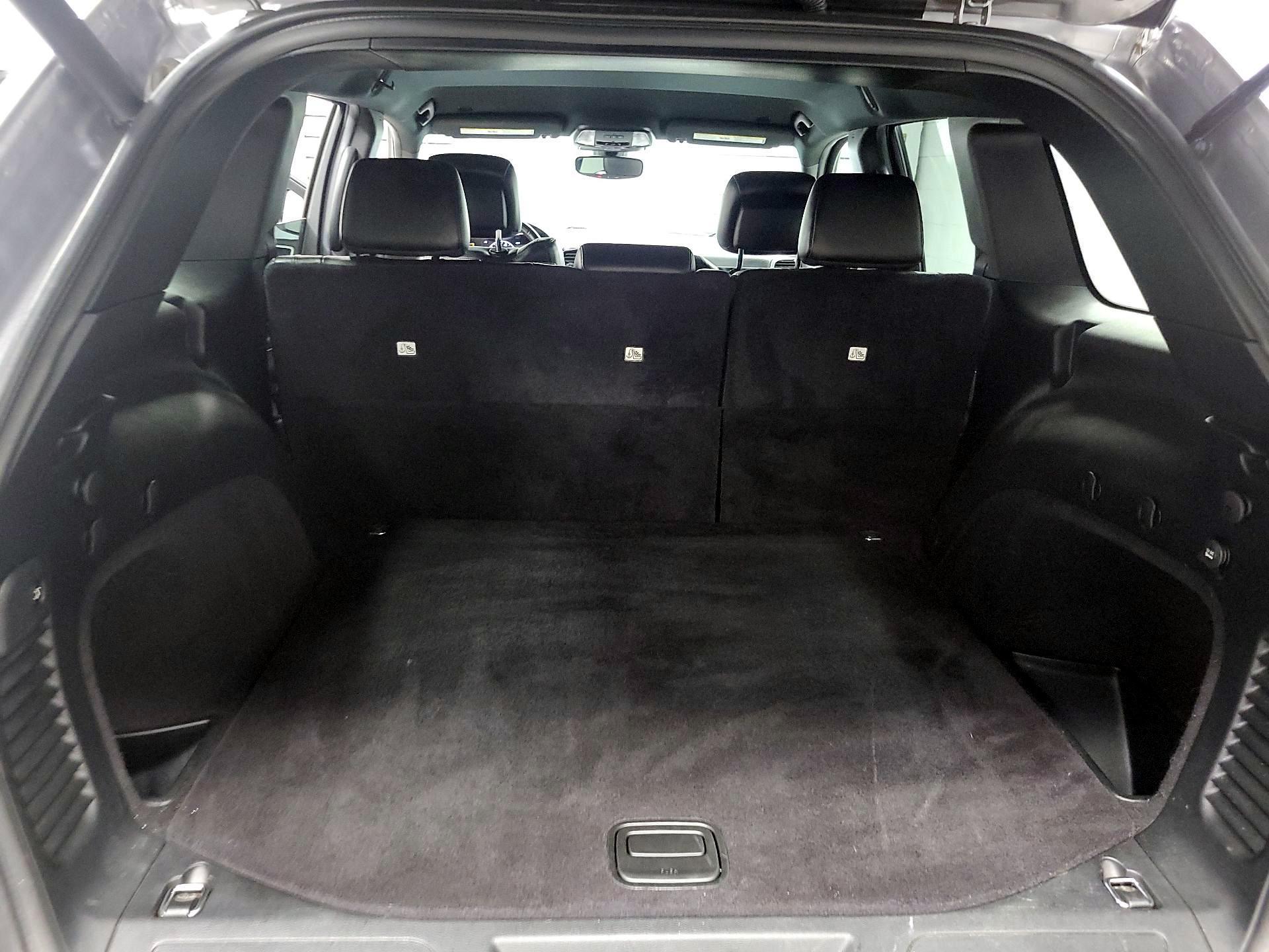 Thumbnail: 2019 Jeep Grand Cherokee - 18