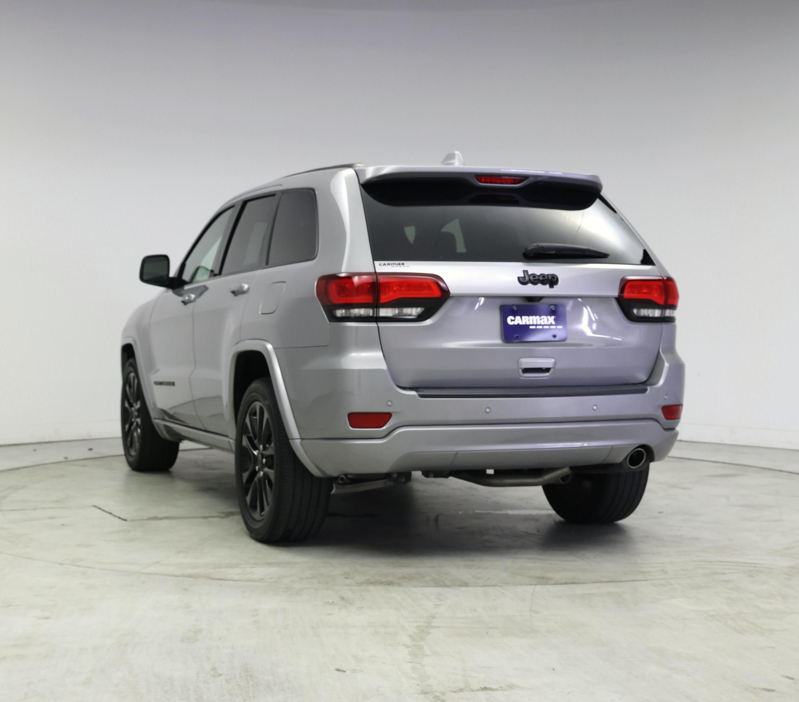 Thumbnail: 2019 Jeep Grand Cherokee - 2