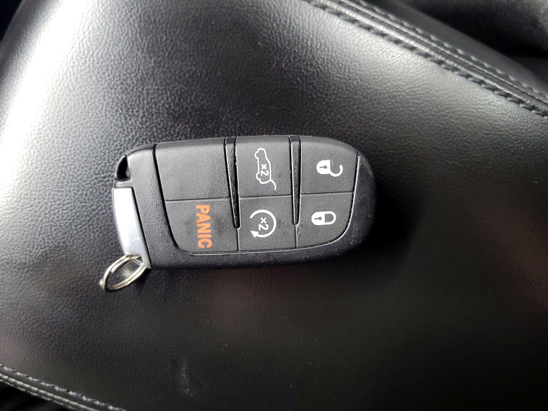 Thumbnail: 2019 Jeep Grand Cherokee - 20