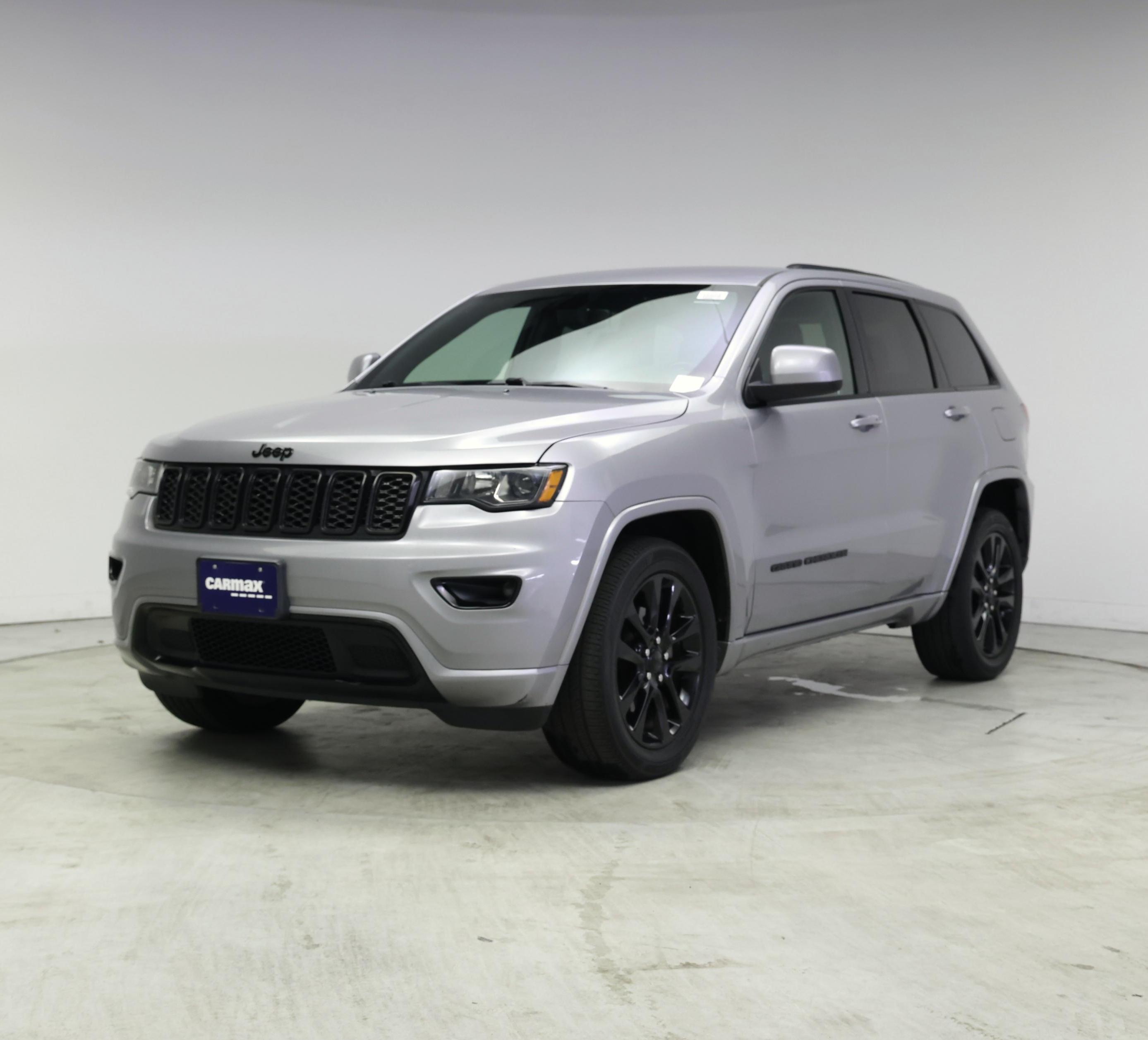 Thumbnail: 2019 Jeep Grand Cherokee - 4