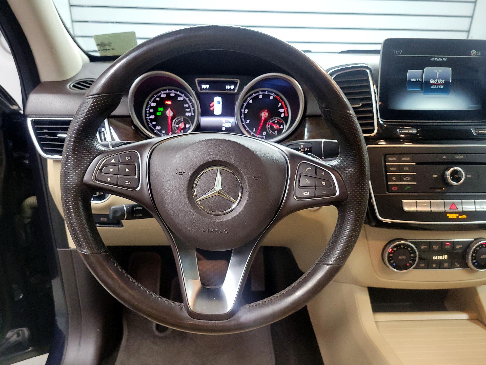 Thumbnail: 2018 Mercedes-Benz GLE - 10