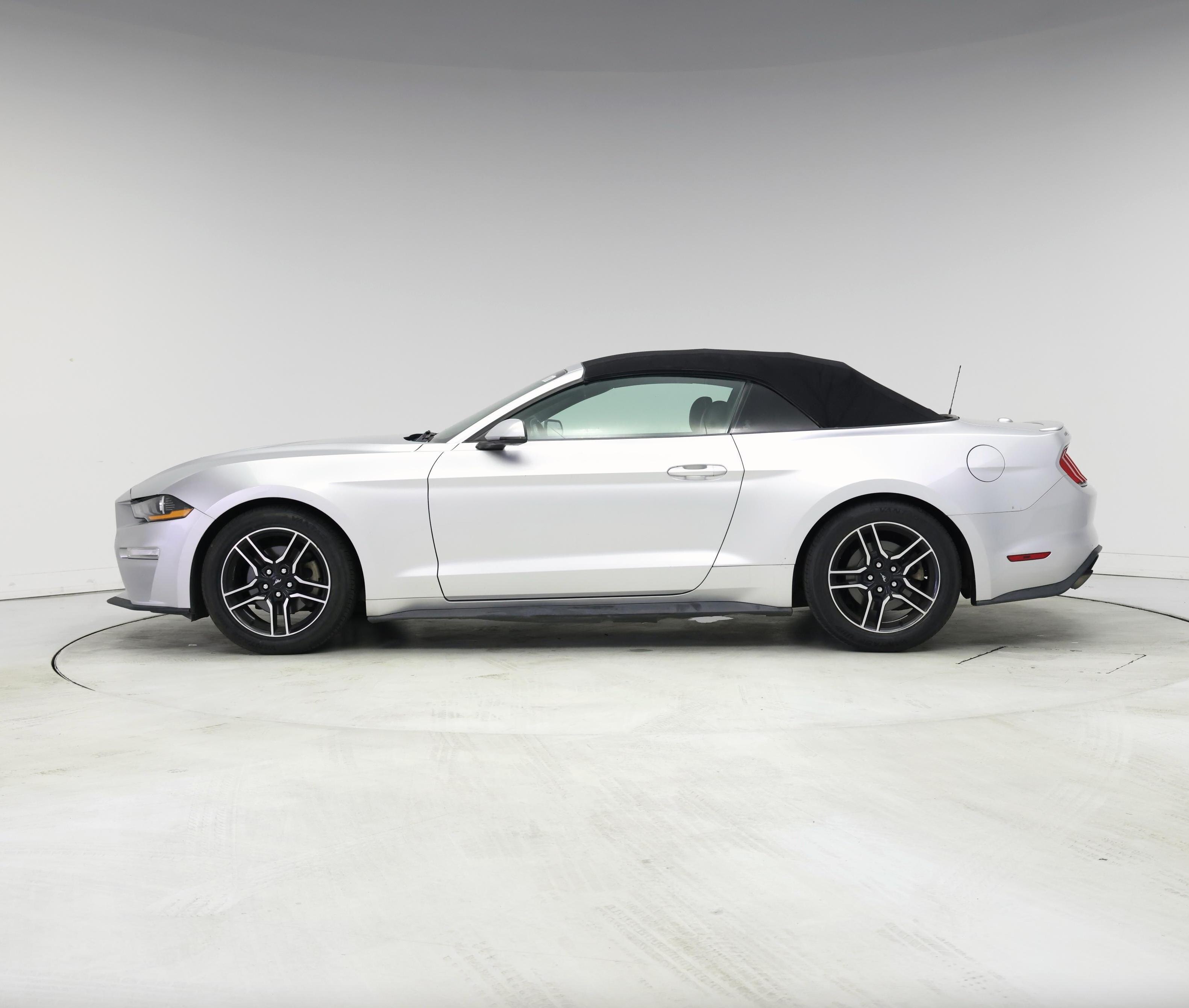 Thumbnail: 2018 Ford Mustang - 3