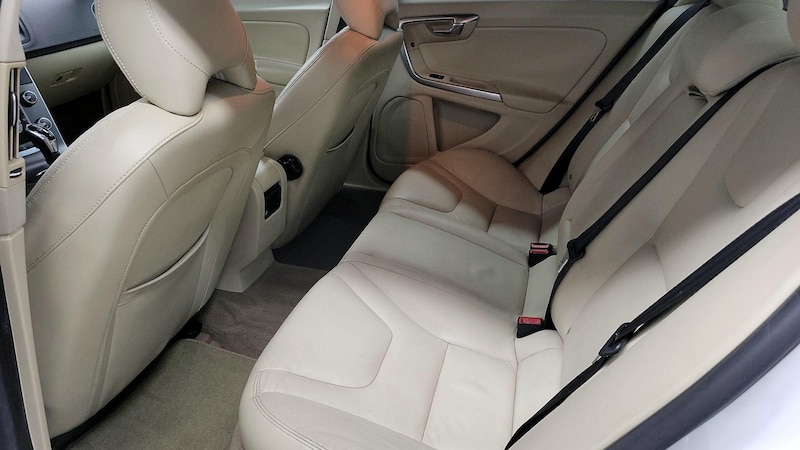 2015 Volvo S60 T5 17