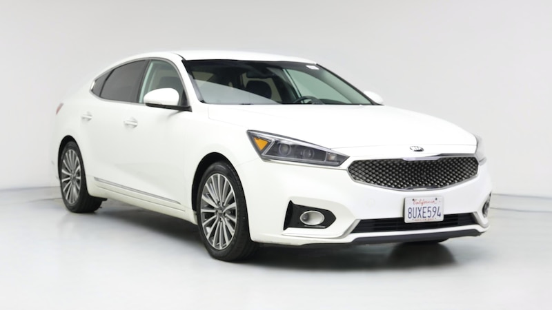 2017 Kia Cadenza Premium Hero Image