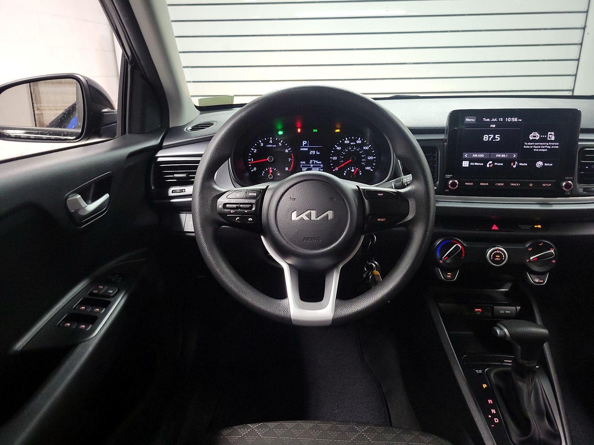 Thumbnail: 2023 Kia Rio - 10
