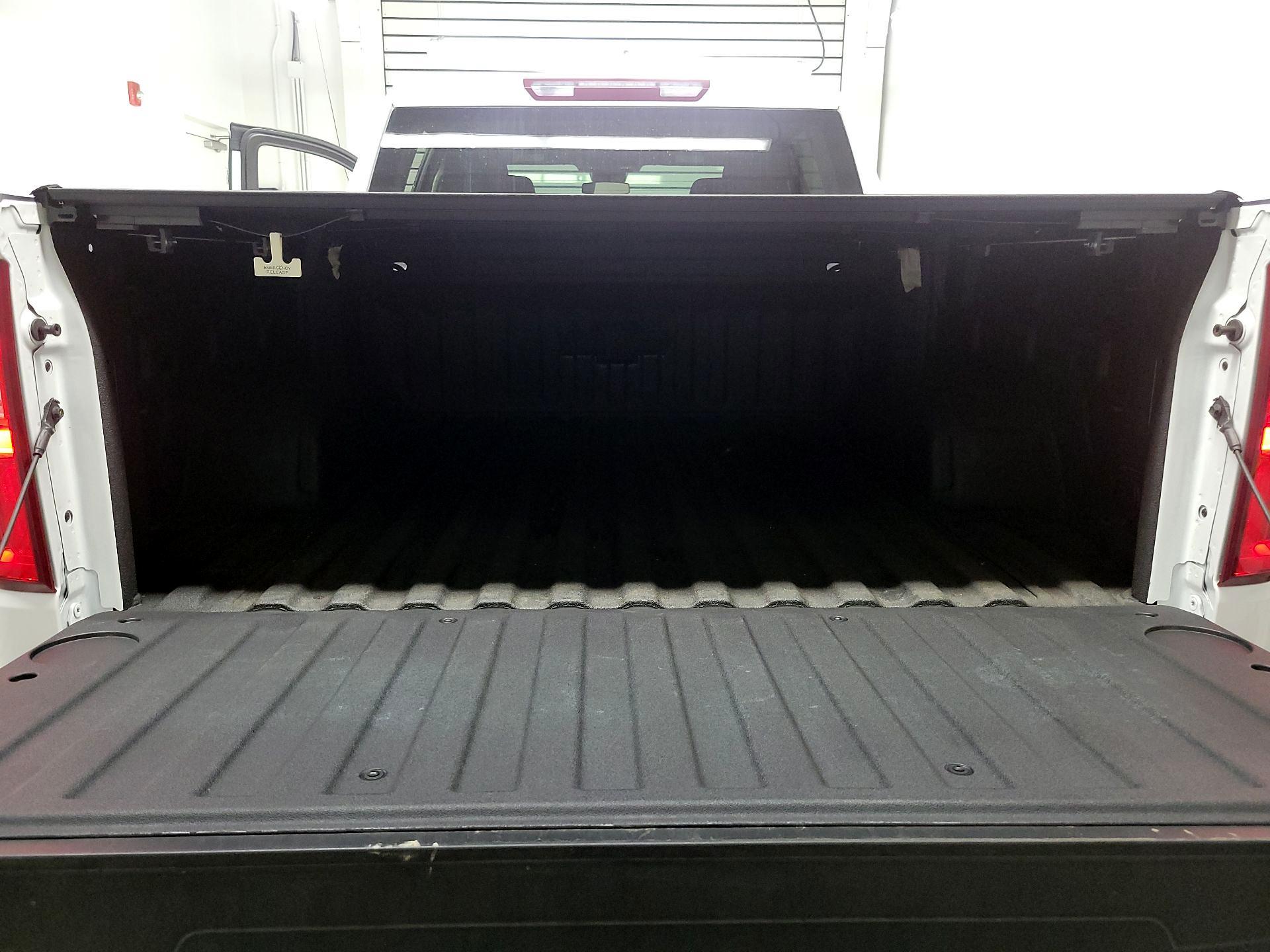 Thumbnail: 2024 Chevrolet Silverado 1500 - 20