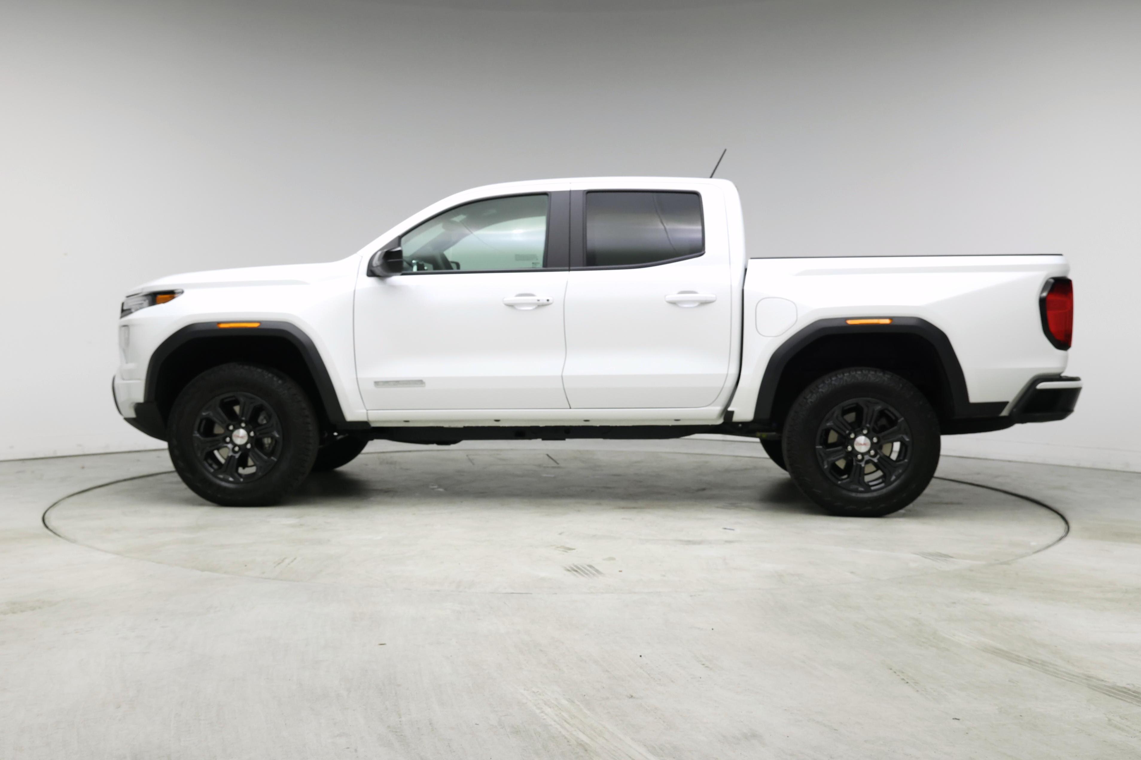Thumbnail: 2024 GMC Canyon - 3