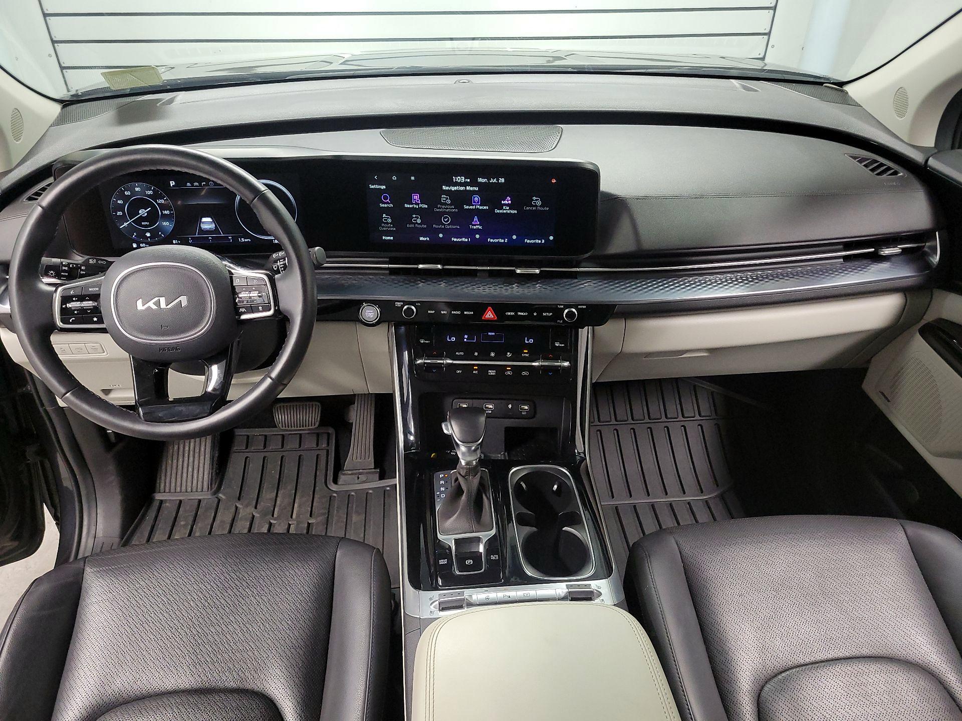 Thumbnail: 2023 Kia Carnival - 9