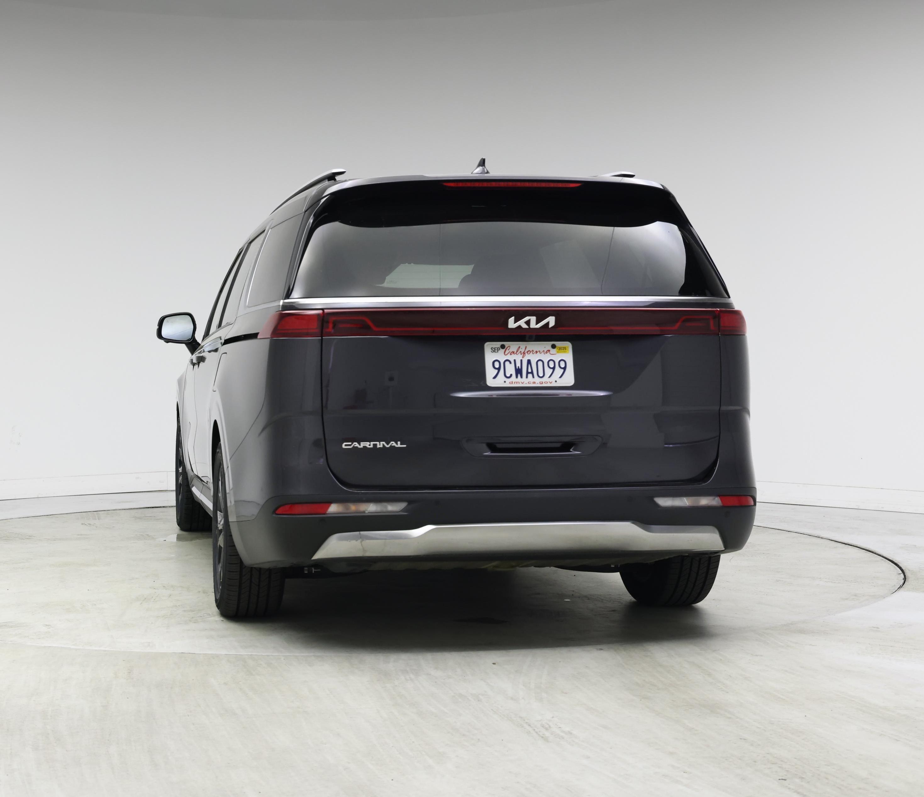 Thumbnail: 2023 Kia Carnival - 6