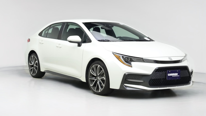 2020 Toyota Corolla SE Hero Image
