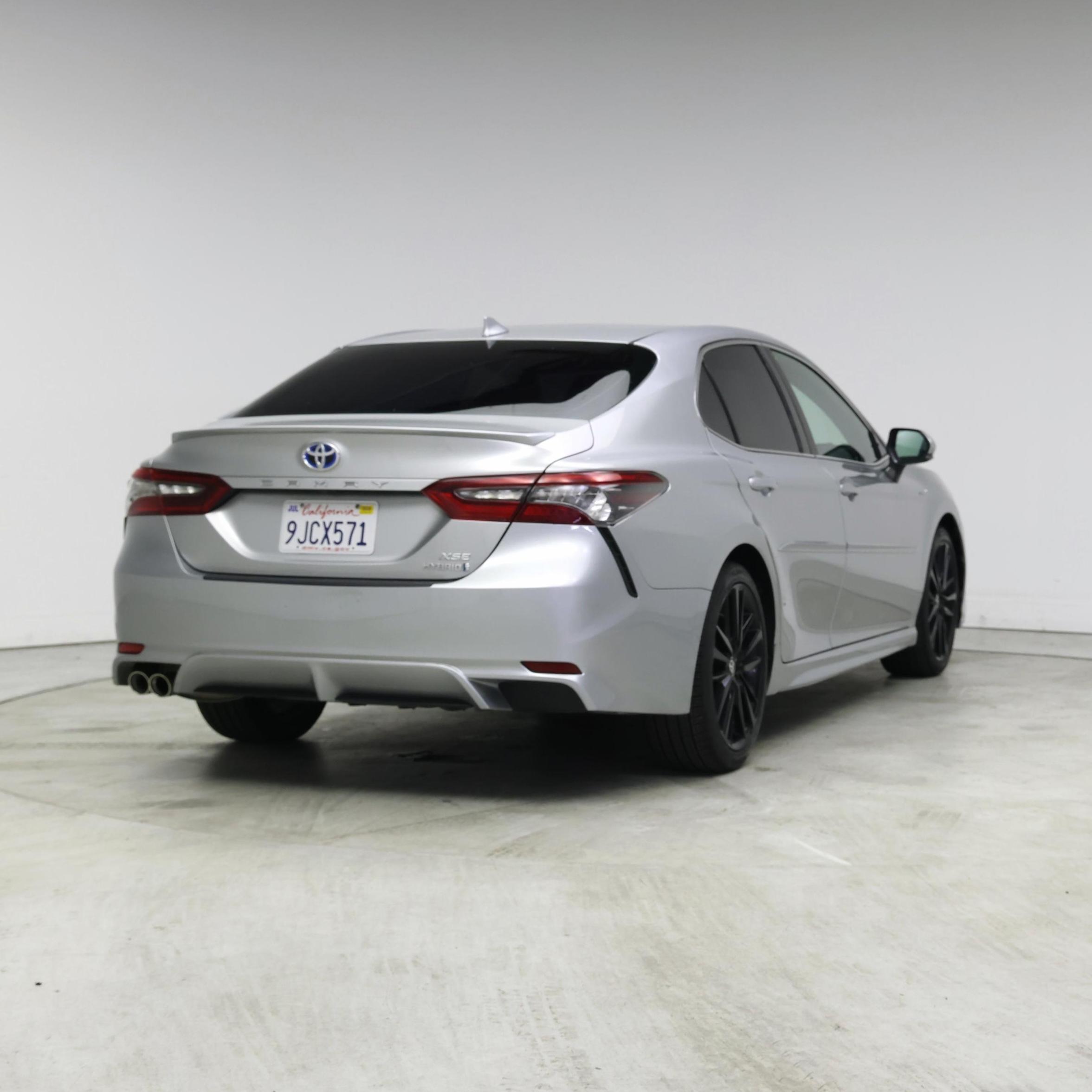 Thumbnail: 2021 Toyota Camry - 8