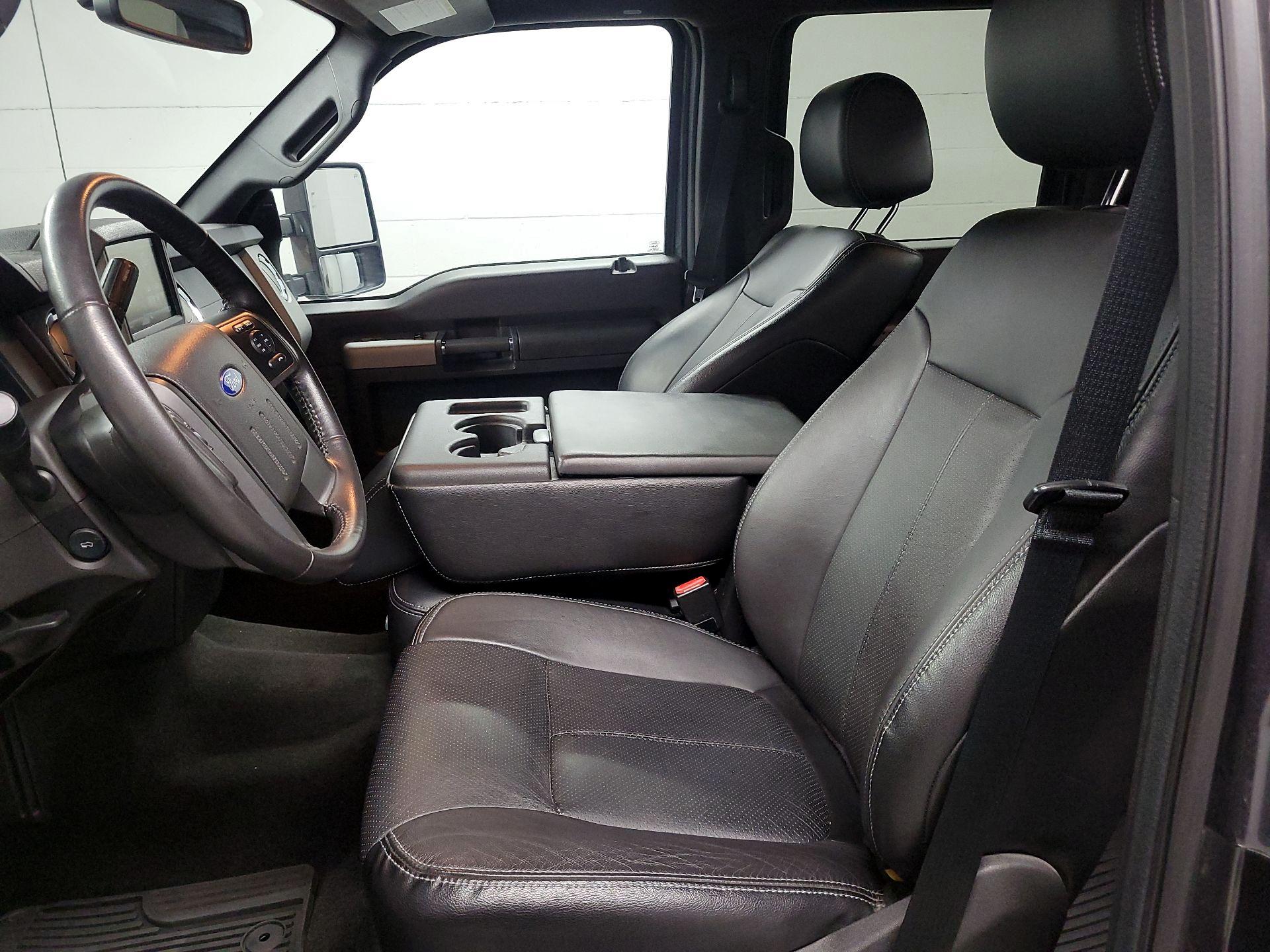 Thumbnail: 2016 Ford F-350 - 11
