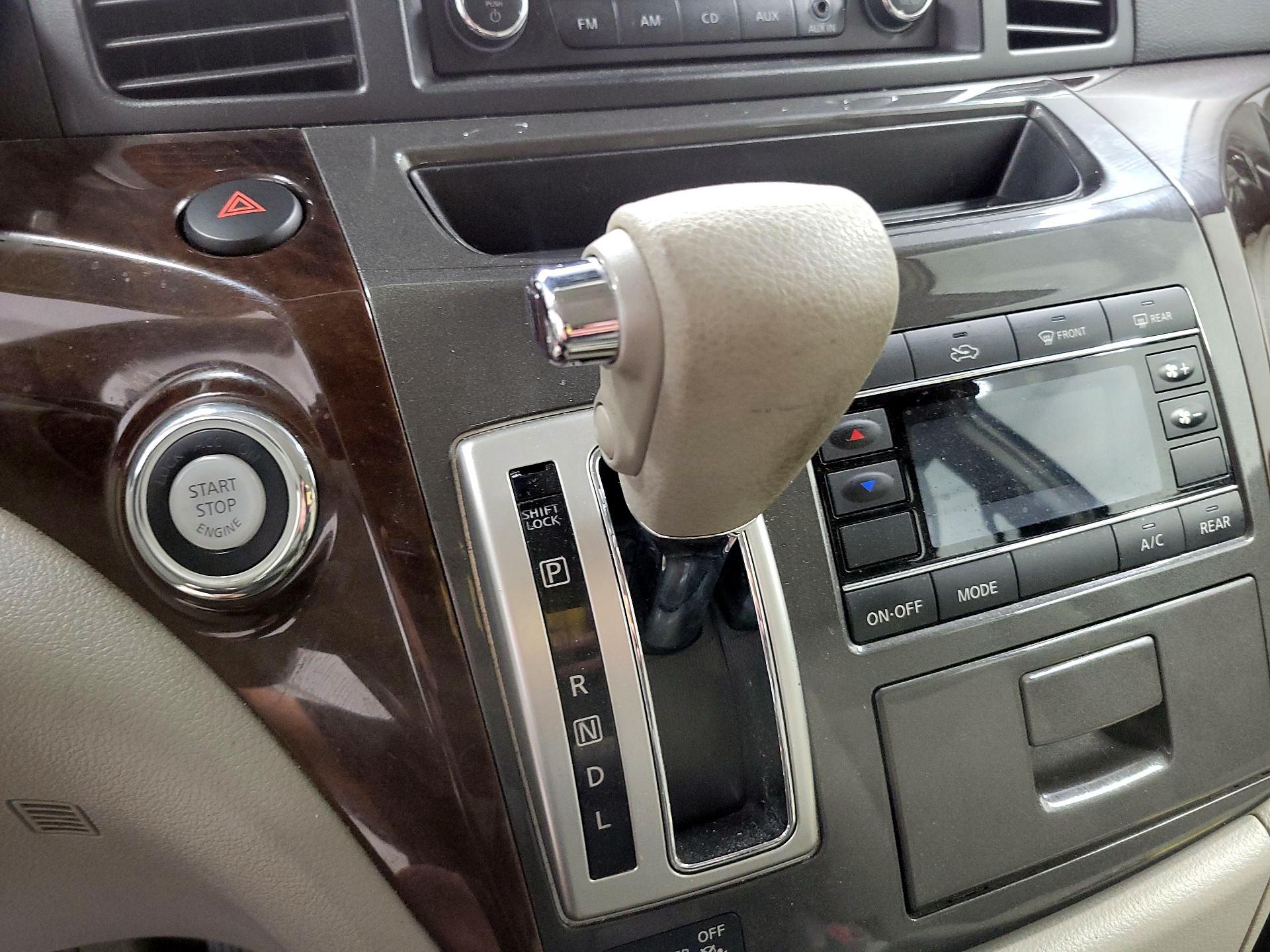 Thumbnail: 2014 Nissan Quest - 16